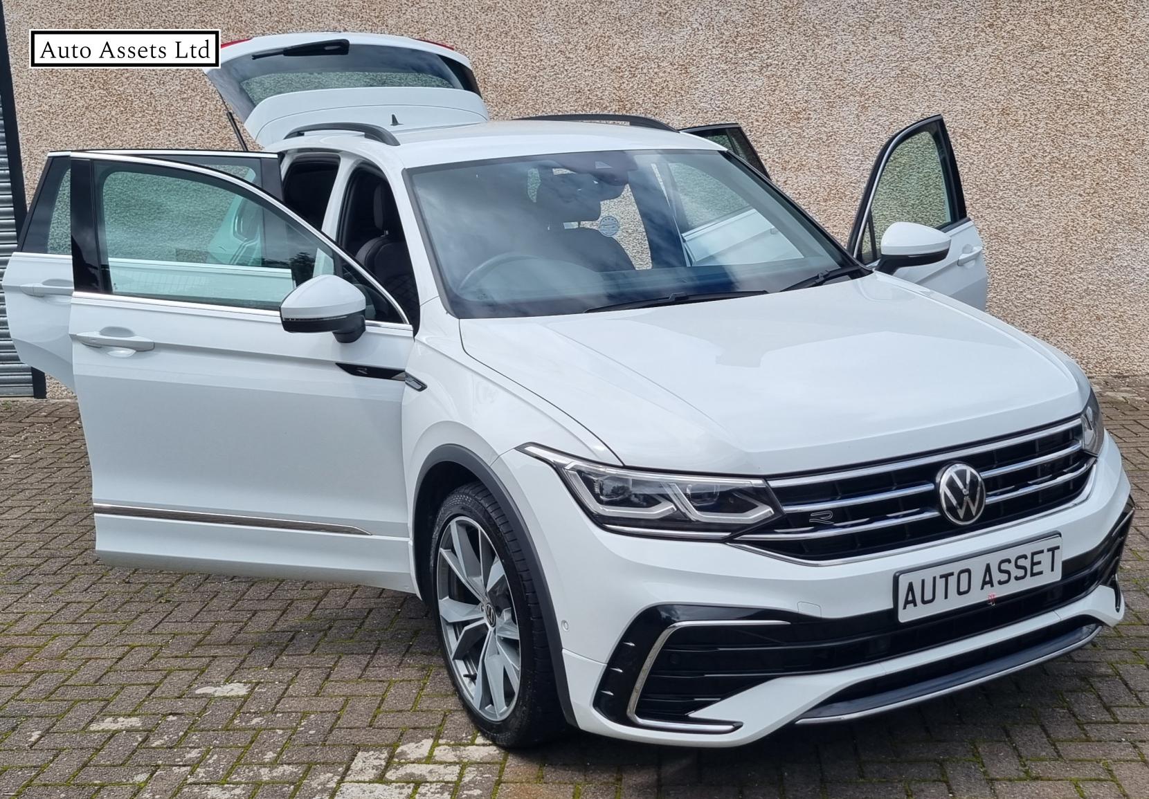 Volkswagen Tiguan 2.0 TDI R-Line SUV 5dr Diesel DSG Euro 6 (s/s) (150 ps)