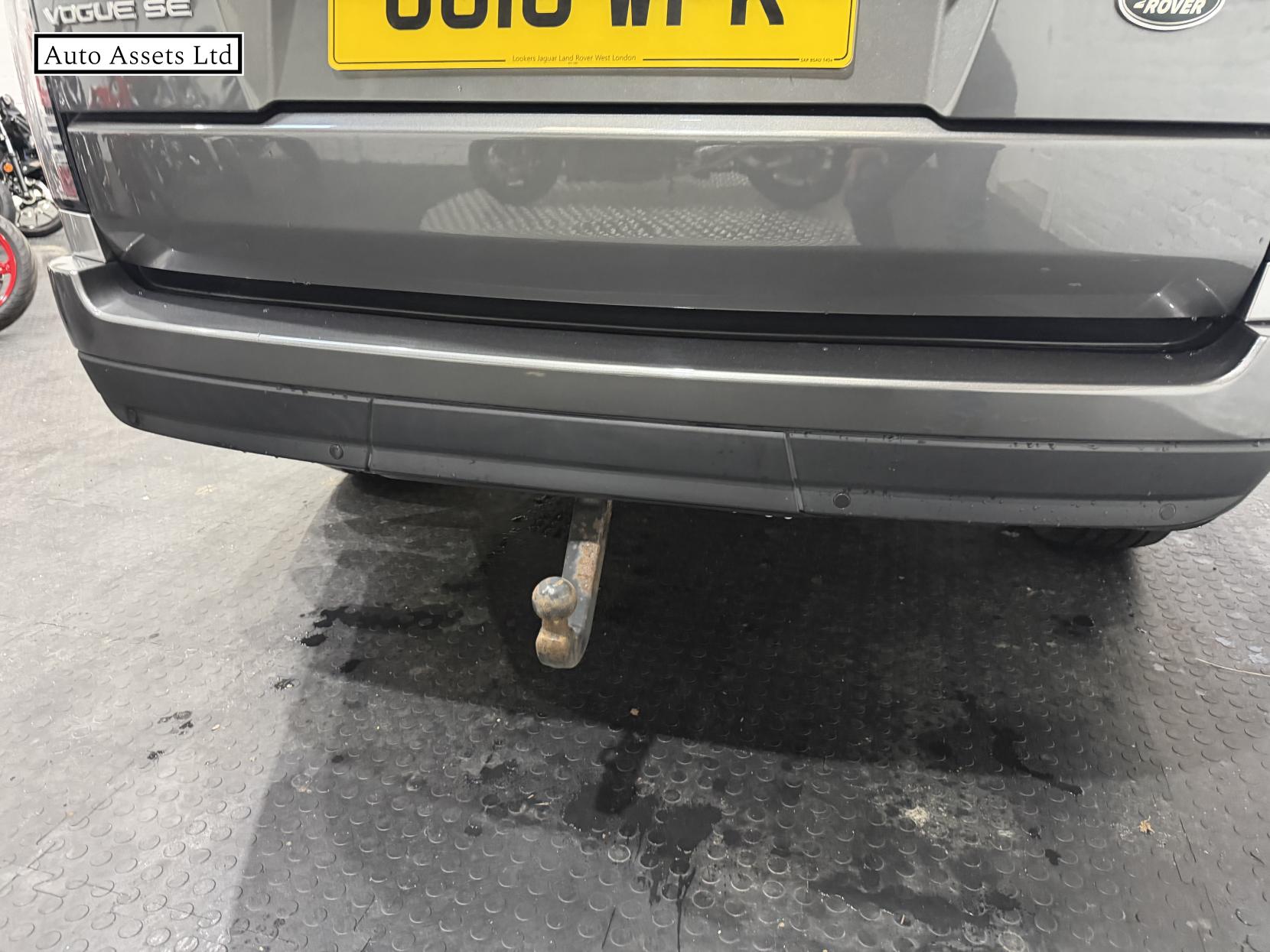 Land Rover Range Rover 3.0 TD V6 Vogue SE SUV 5dr Diesel Auto 4WD Euro 6 (s/s) (258 ps)