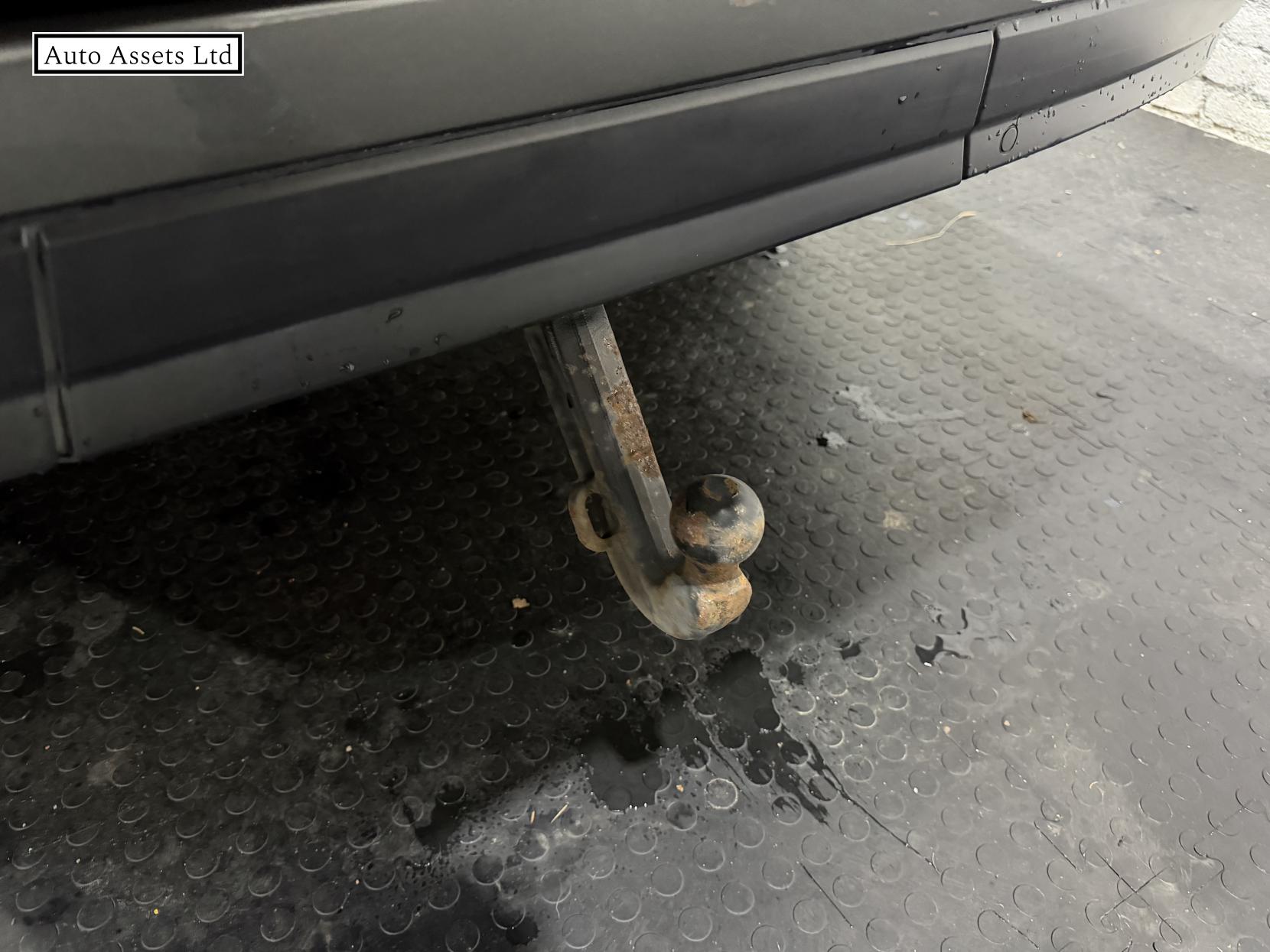 Land Rover Range Rover 3.0 TD V6 Vogue SE SUV 5dr Diesel Auto 4WD Euro 6 (s/s) (258 ps)