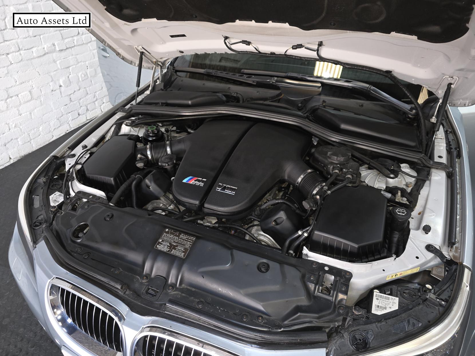 BMW M5 5.0 V10 Saloon 4dr Petrol SMG Euro 4 (507 ps)