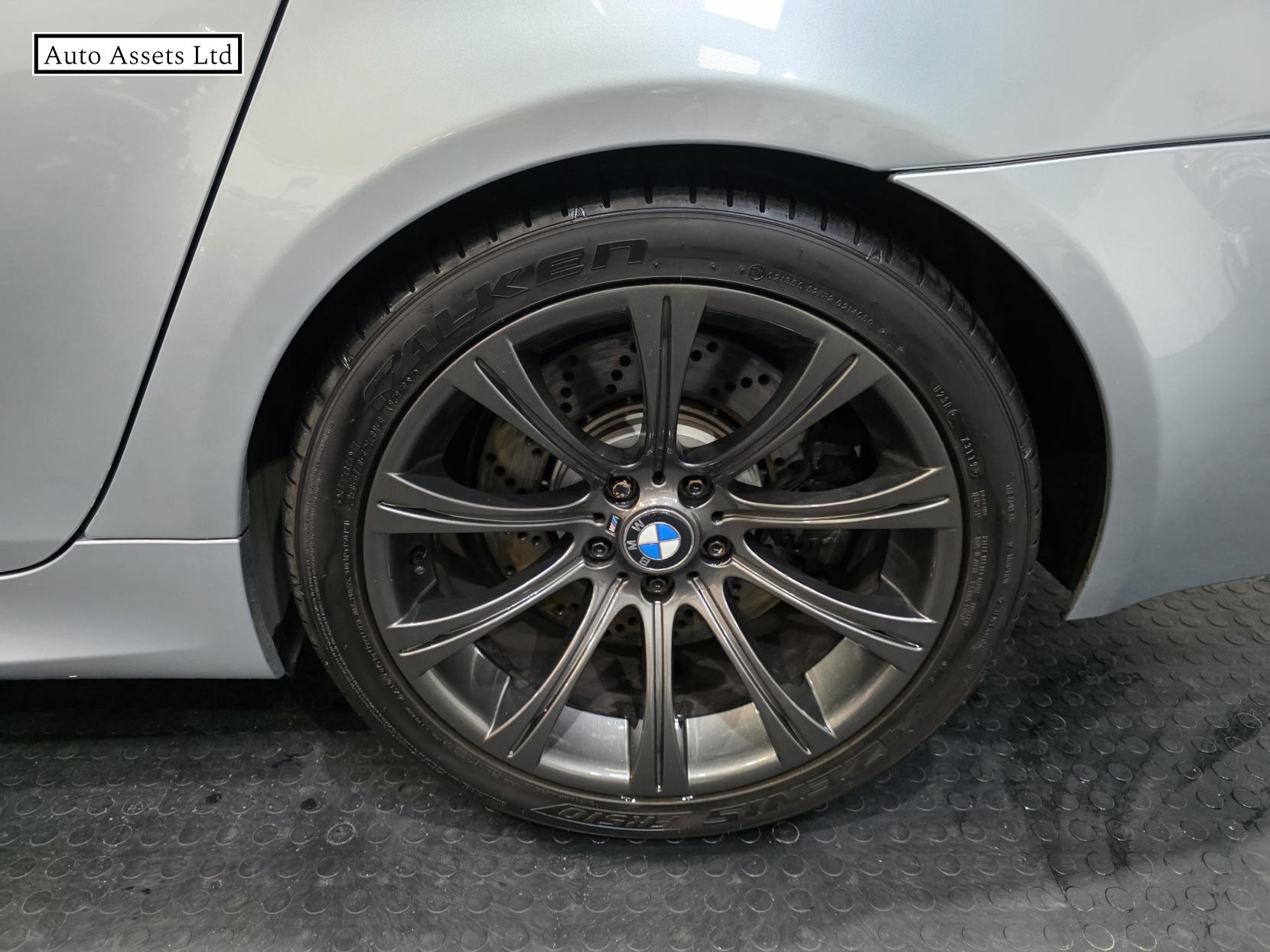 BMW M5 5.0 V10 Saloon 4dr Petrol SMG Euro 4 (507 ps)