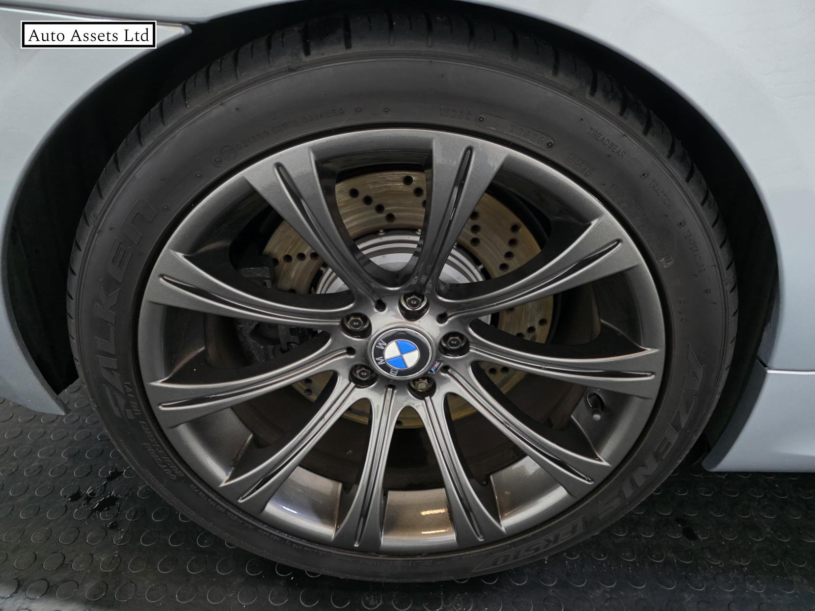 BMW M5 5.0 V10 Saloon 4dr Petrol SMG Euro 4 (507 ps)
