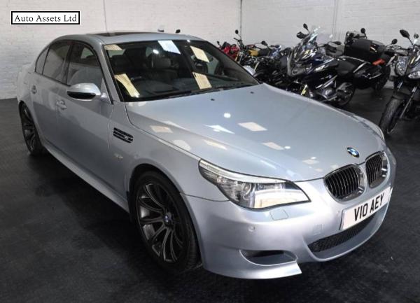 BMW M5 5.0 V10 Saloon 4dr Petrol SMG Euro 4 (507 ps)