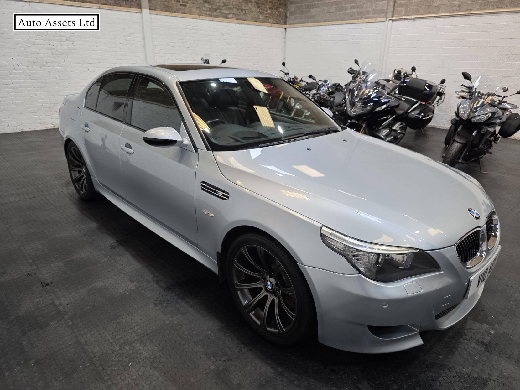 BMW M5 5.0 V10 Saloon 4dr Petrol SMG Euro 4 (507 ps)