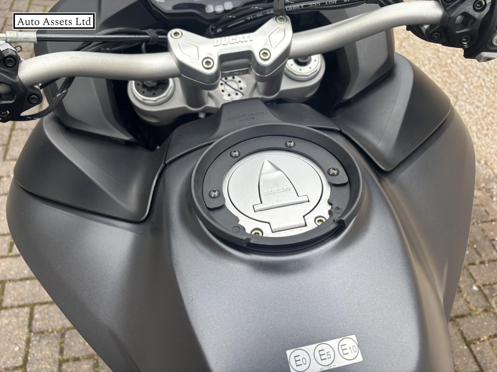 Ducati Multistrada 1200 1200 S Adventure Petrol Manual Euro 4 (152 ps)