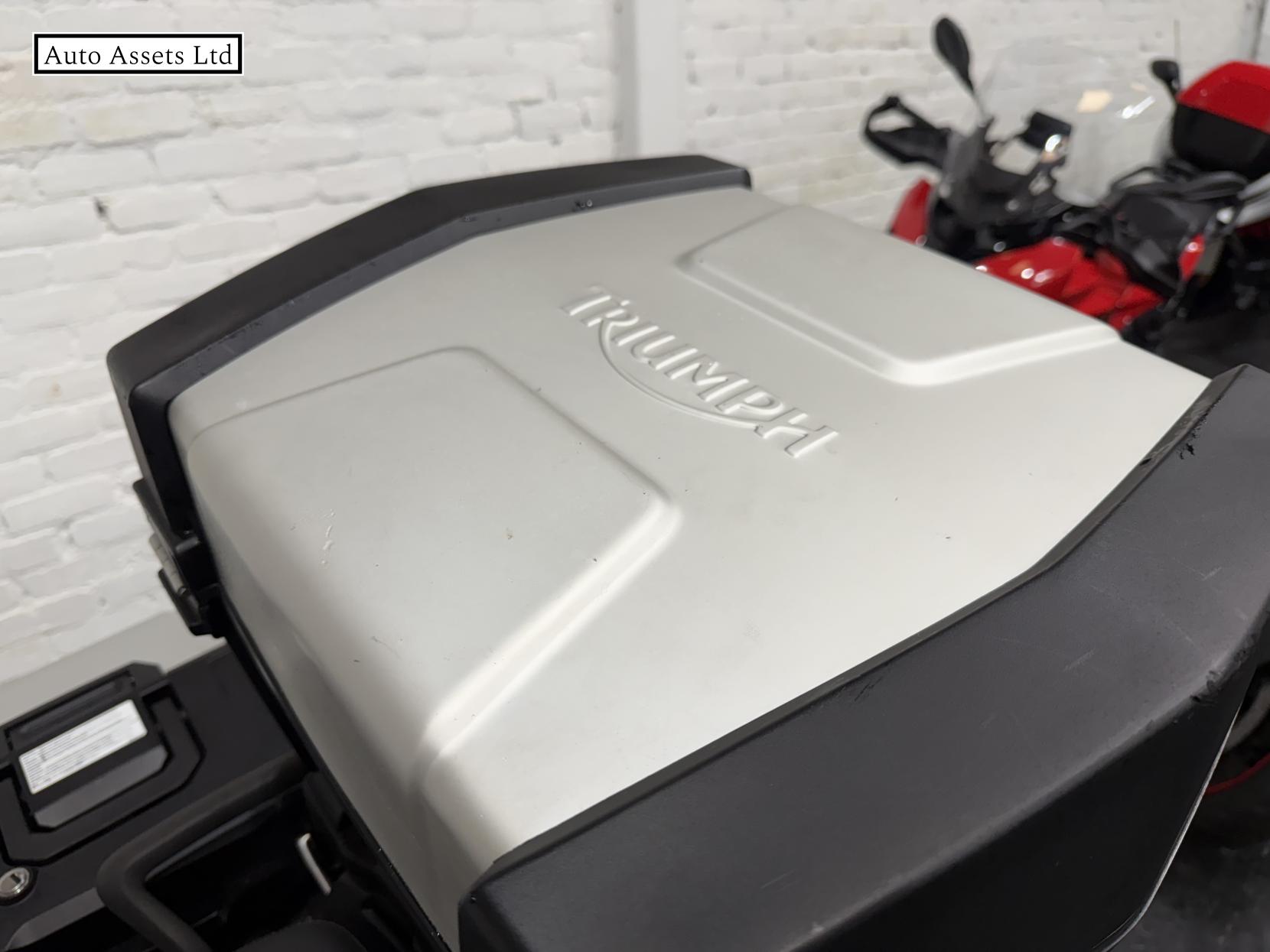 Triumph Tiger 800 800 XRx Adventure Petrol Manual (95 ps)