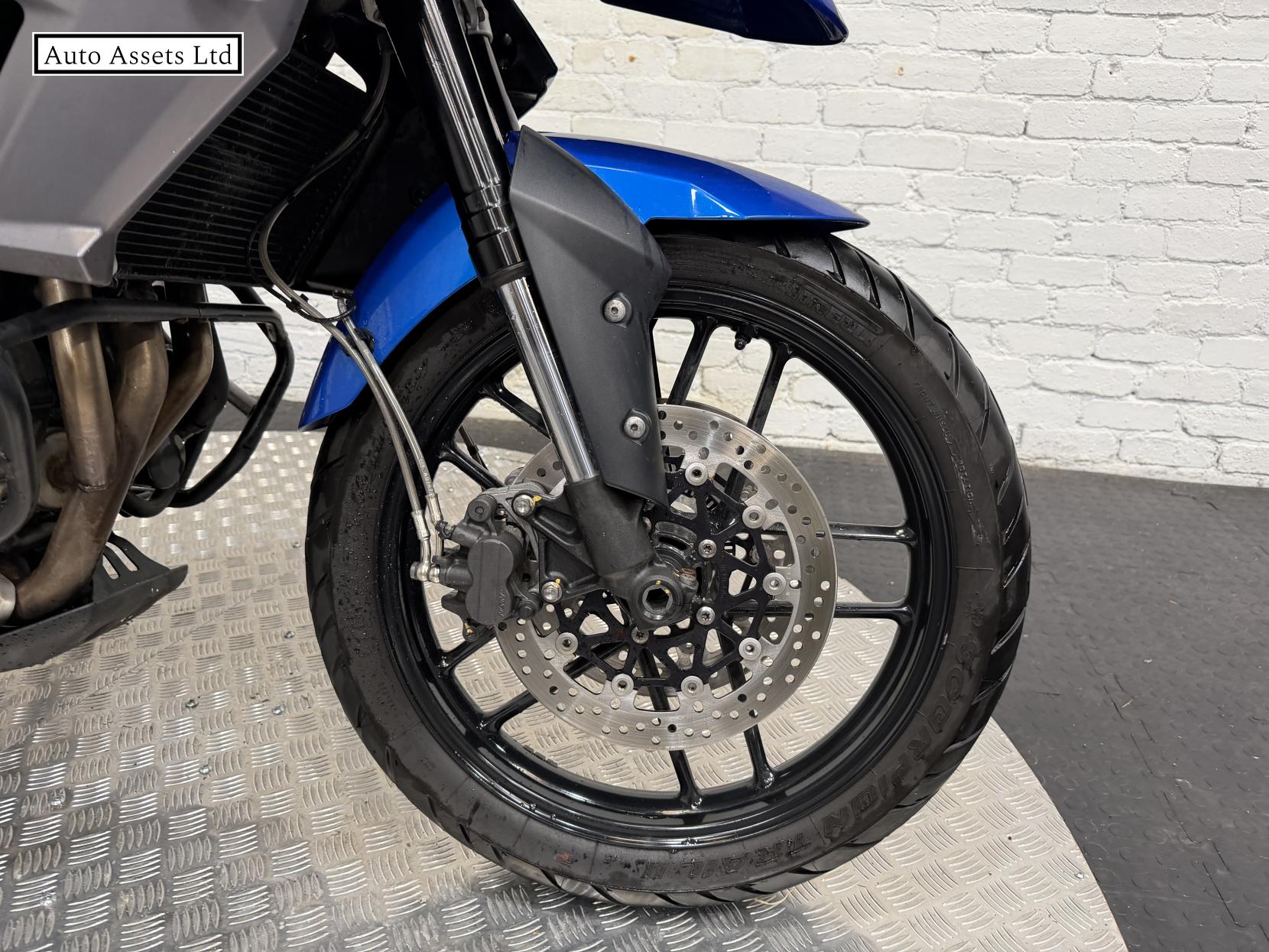 Triumph Tiger 800 800 XRx Adventure Petrol Manual (95 ps)