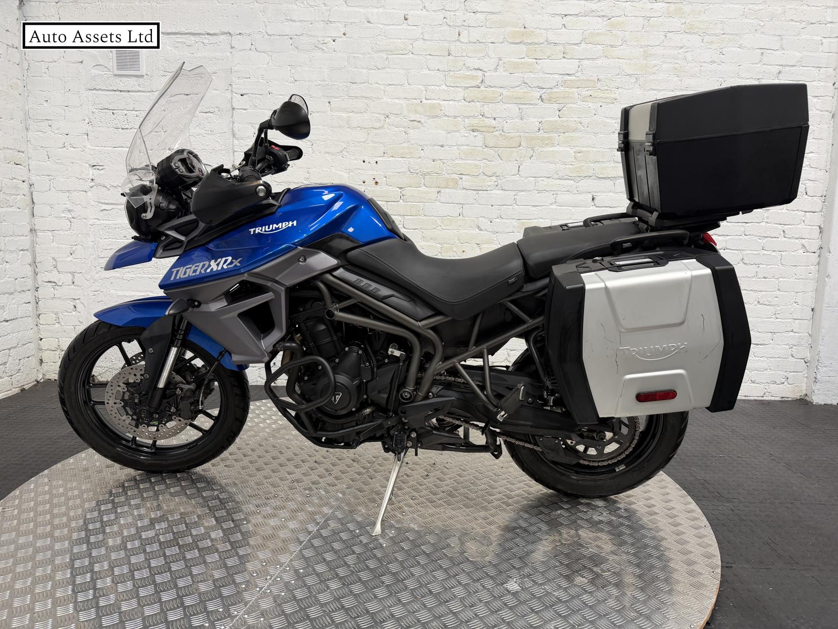 Triumph Tiger 800 800 XRx Adventure Petrol Manual (95 ps)
