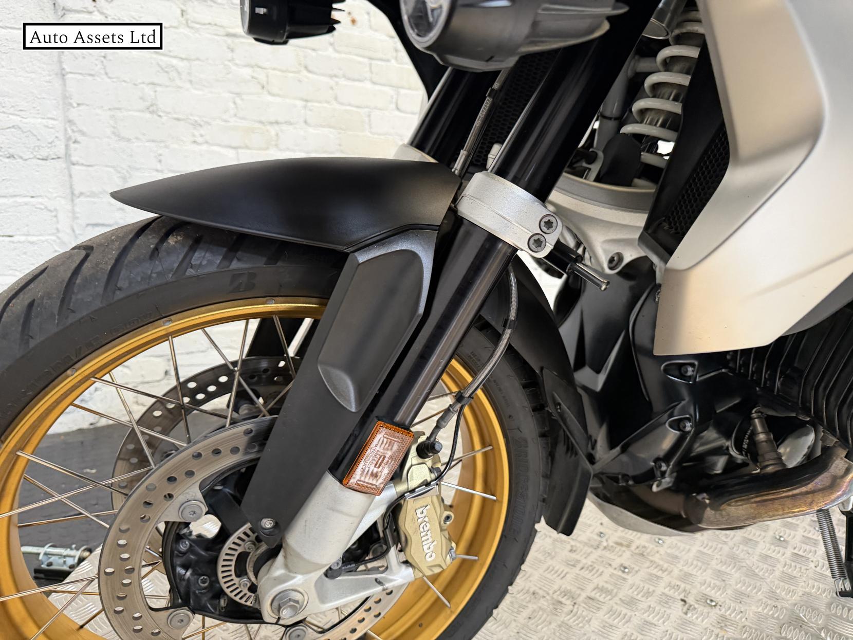 BMW R 1250 GS 1250 Exclusive TE Adventure Petrol Manual Euro 4 (136 ps)