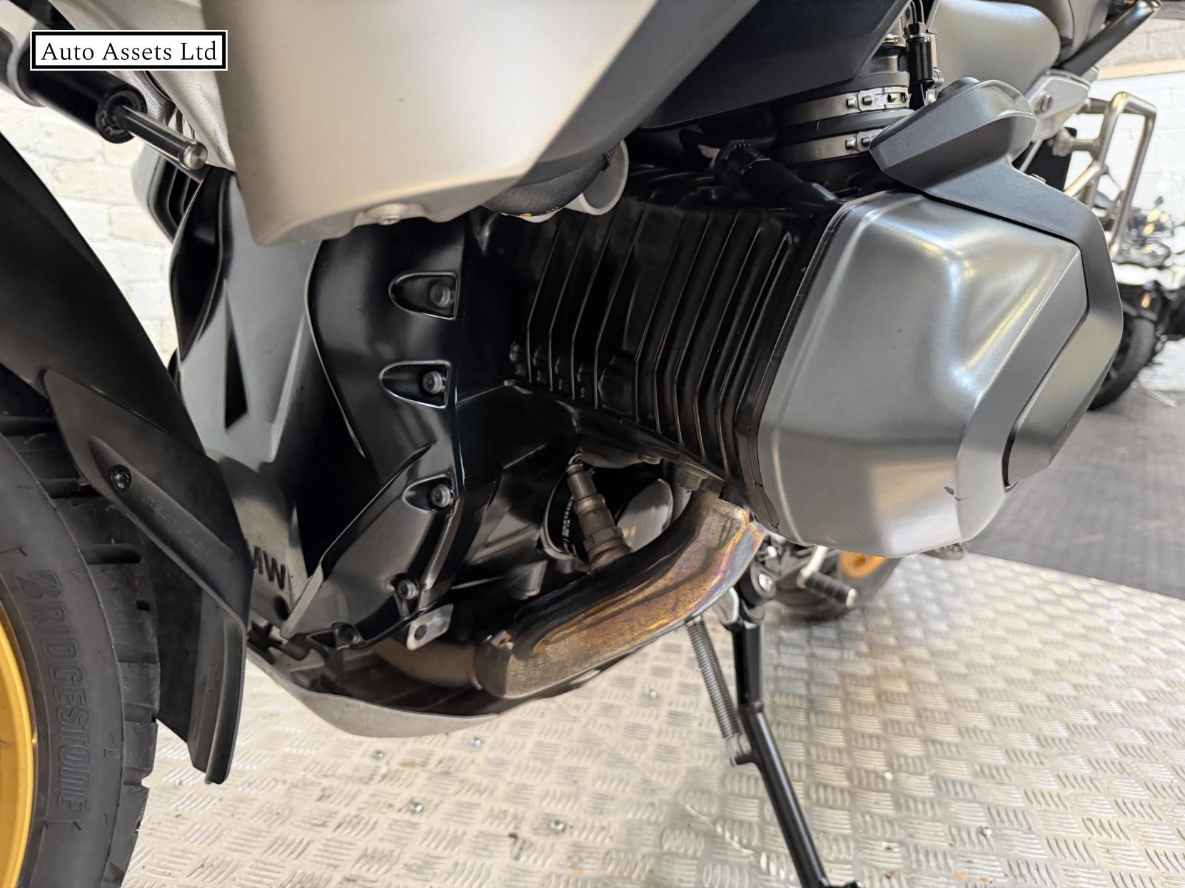 BMW R 1250 GS 1250 Exclusive TE Adventure Petrol Manual Euro 4 (136 ps)