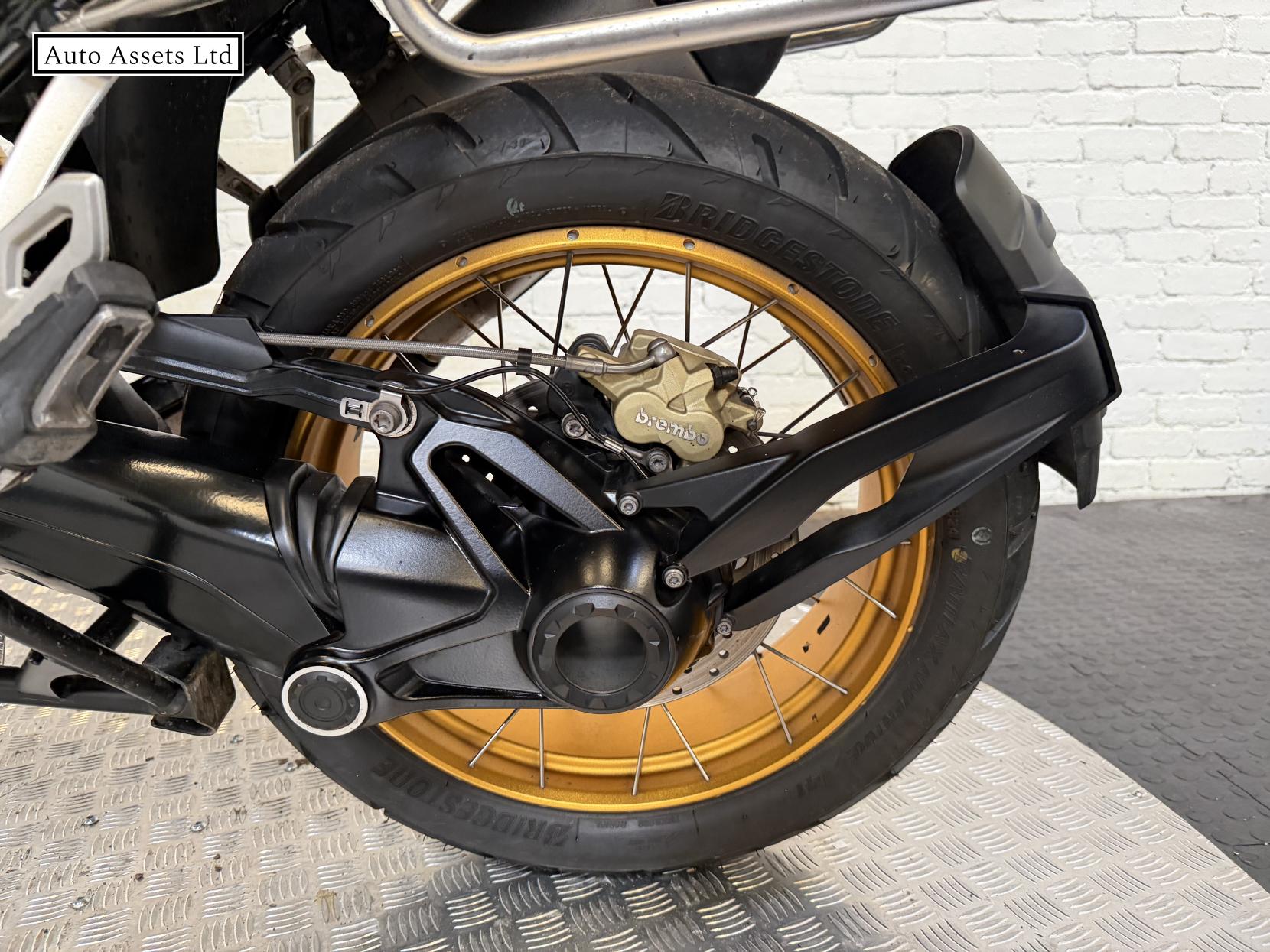 BMW R 1250 GS 1250 Exclusive TE Adventure Petrol Manual Euro 4 (136 ps)