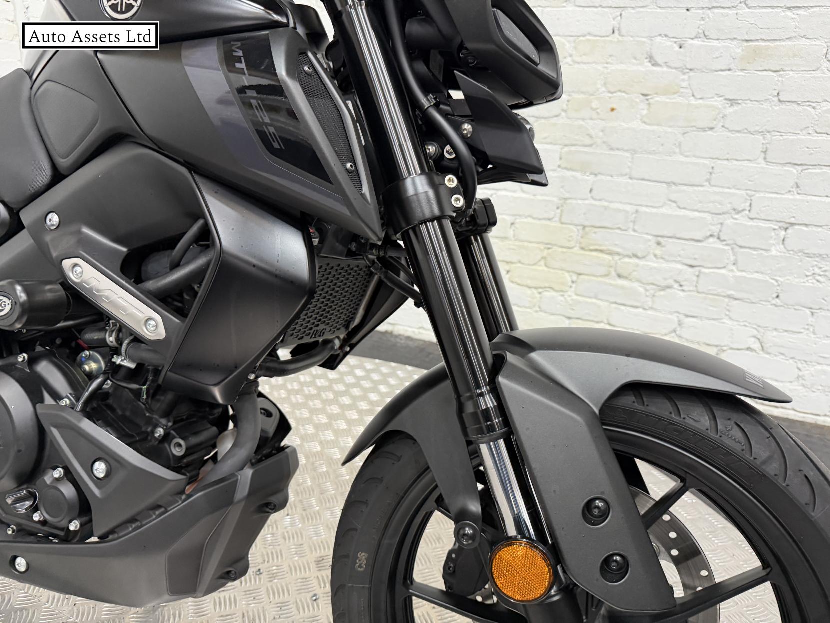 Yamaha MT-125 125 Naked Petrol Manual Euro 5 (15 ps)