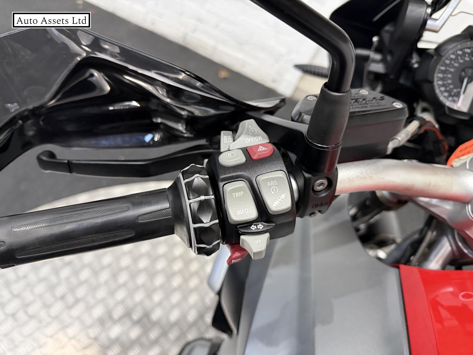 BMW R 1200 GS 1200 Adventure Petrol Manual (104 ps)