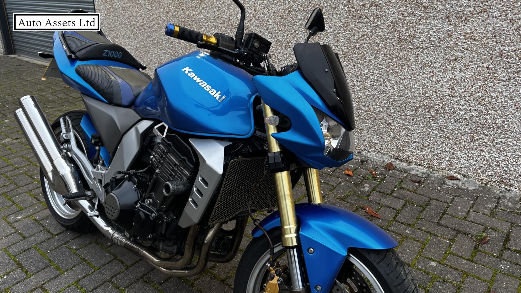 Kawasaki Z1000 1000 Petrol Manual (123 bhp)