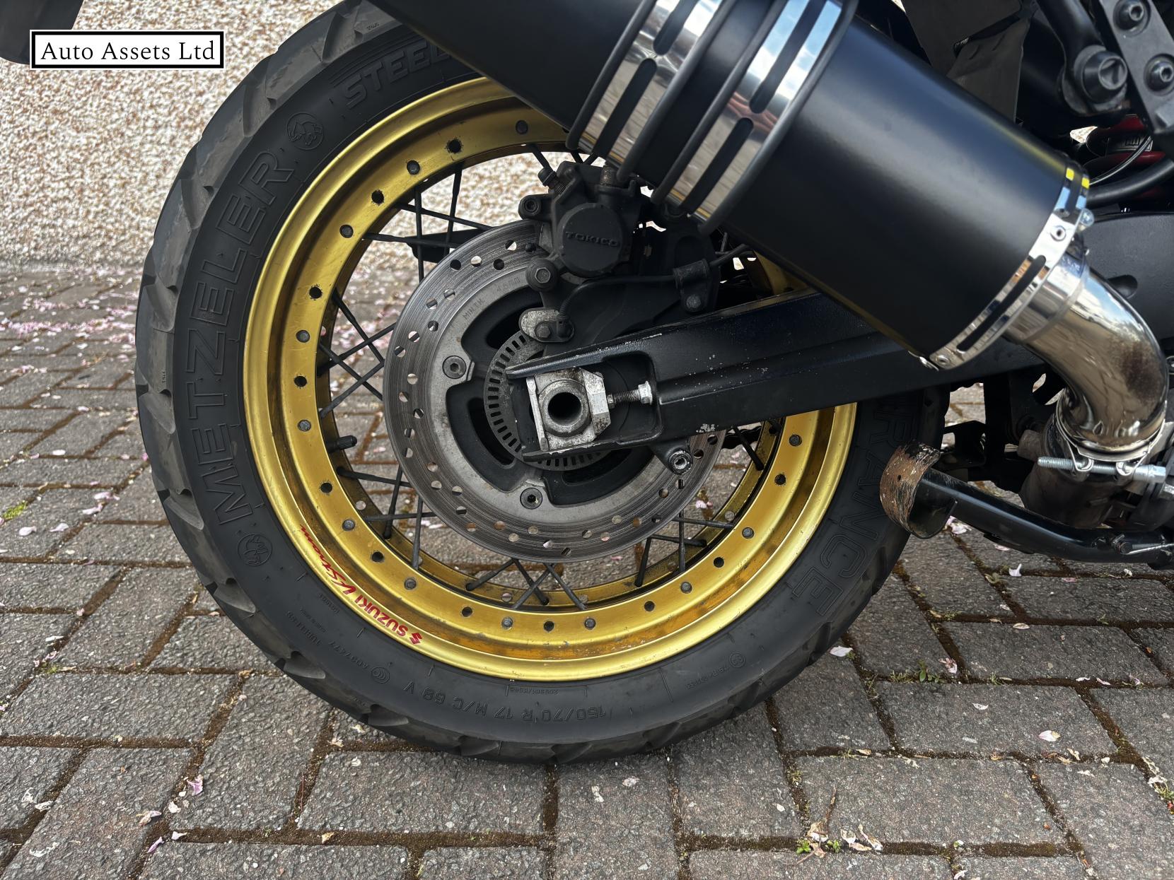Suzuki V-Strom 1000 1000 GSX-S1000 Adventure Petrol Manual Euro 4 (100 ps)