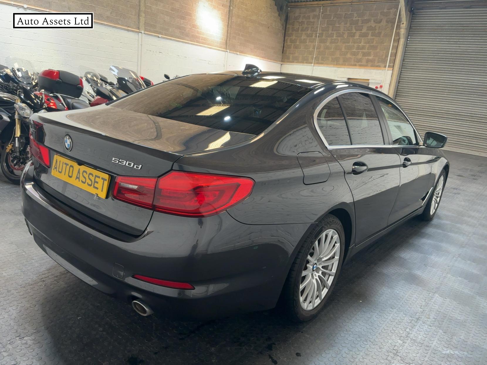 BMW 5 Series 3.0 530d SE Saloon 4dr Diesel Auto xDrive Euro 6 (s/s) (265 ps)