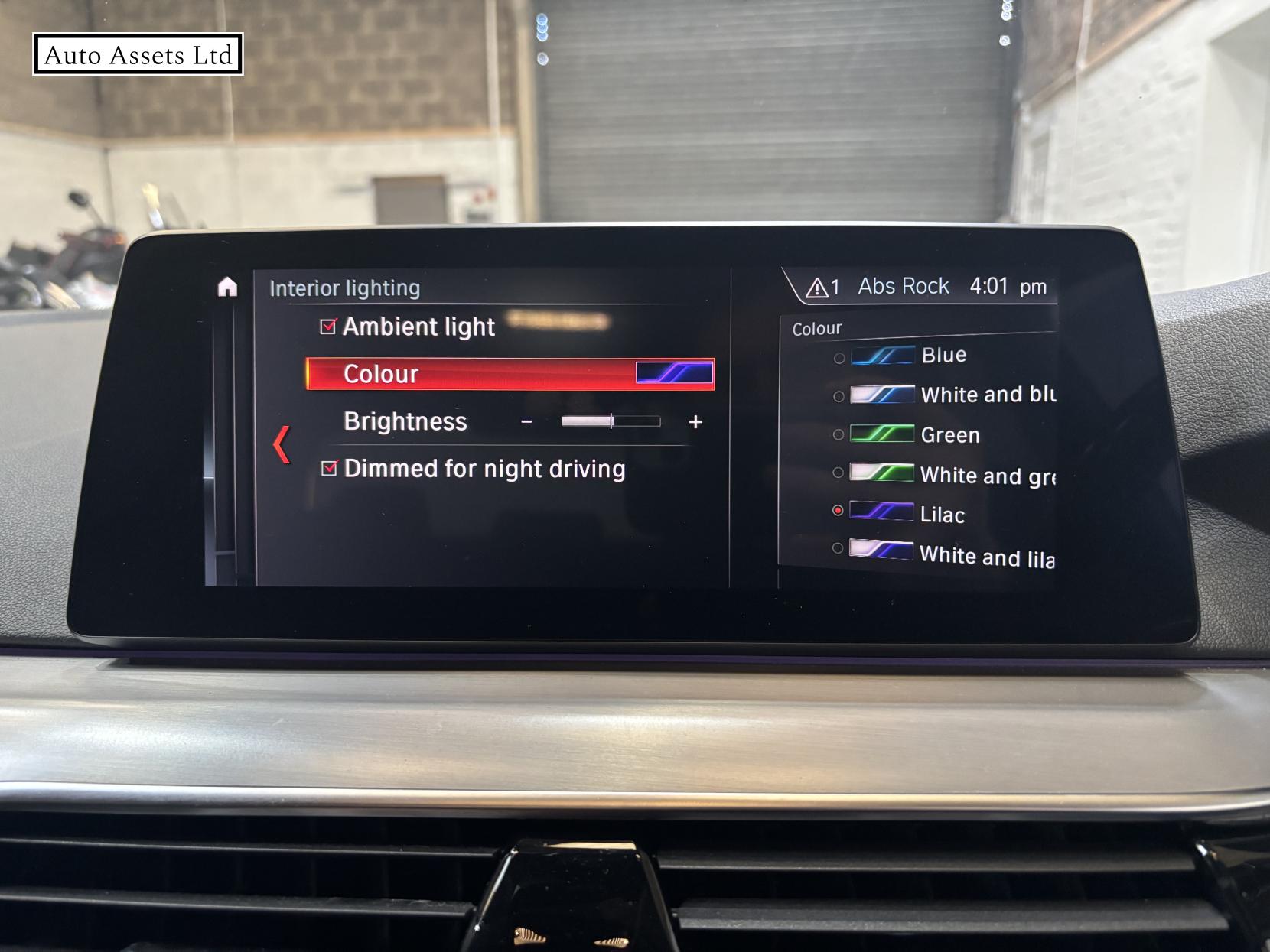 BMW 5 Series 3.0 530d SE Saloon 4dr Diesel Auto xDrive Euro 6 (s/s) (265 ps)