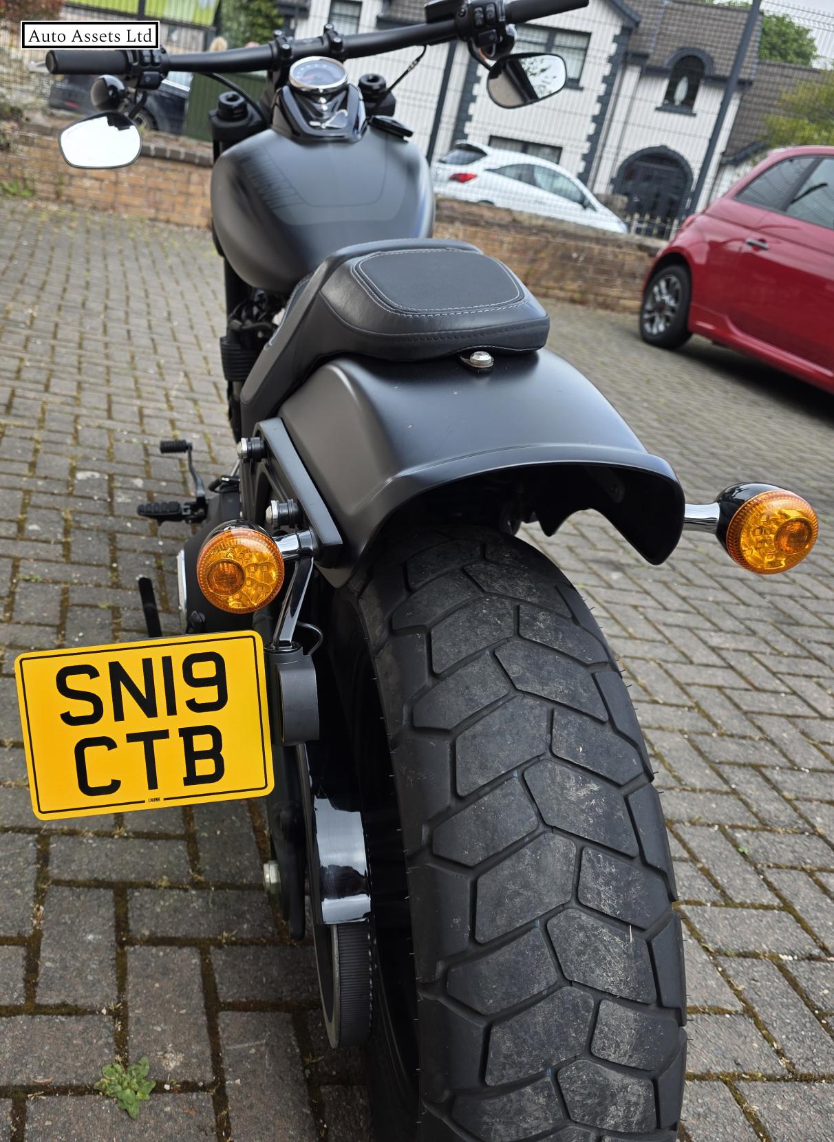 Harley-Davidson Dyna 1868 FXFBS Fat Bob 114 Custom Cruiser Petrol Manual Euro 4 (93 ps)