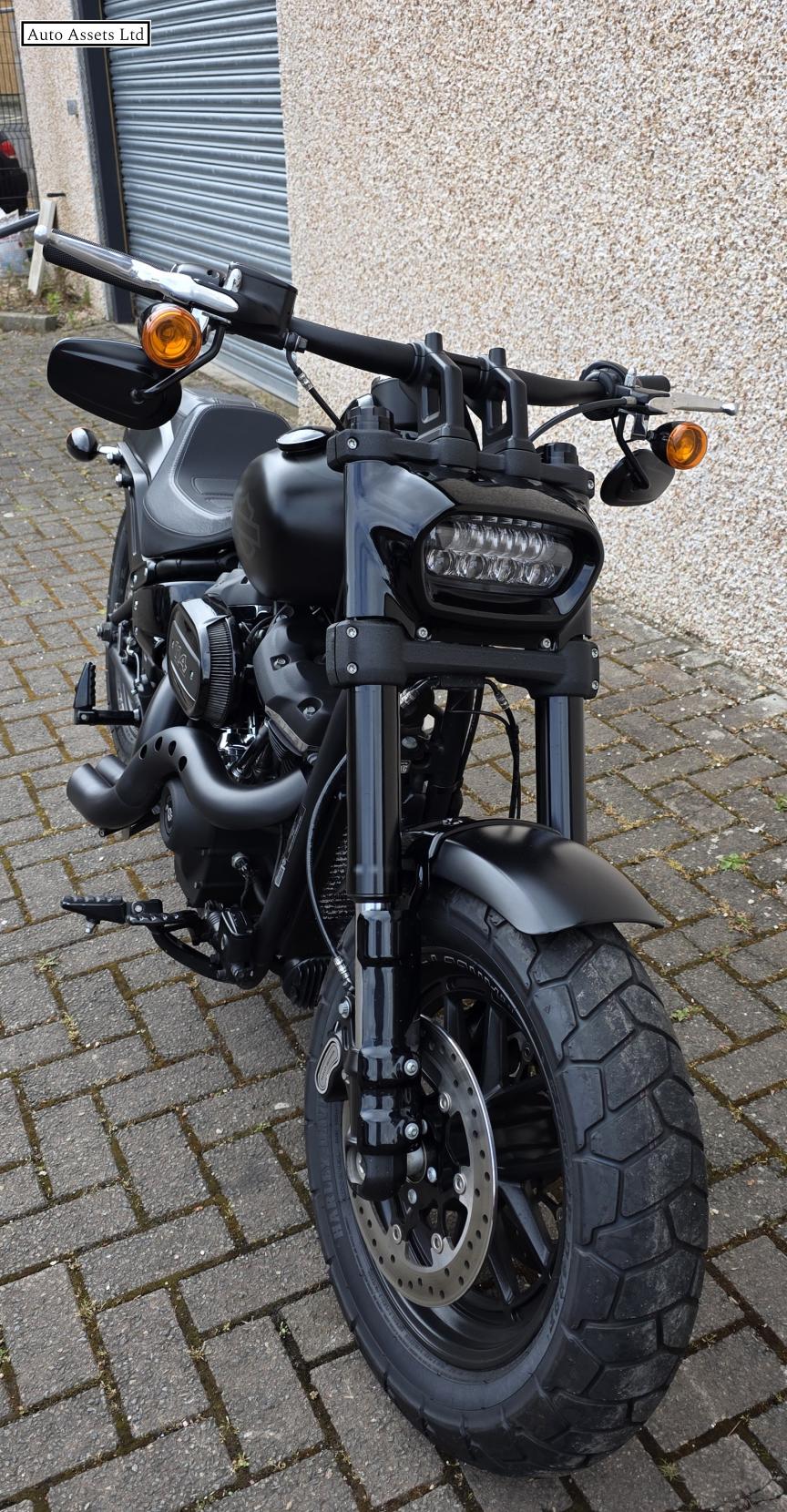 Harley-Davidson Dyna 1868 FXFBS Fat Bob 114 Custom Cruiser Petrol Manual Euro 4 (93 ps)