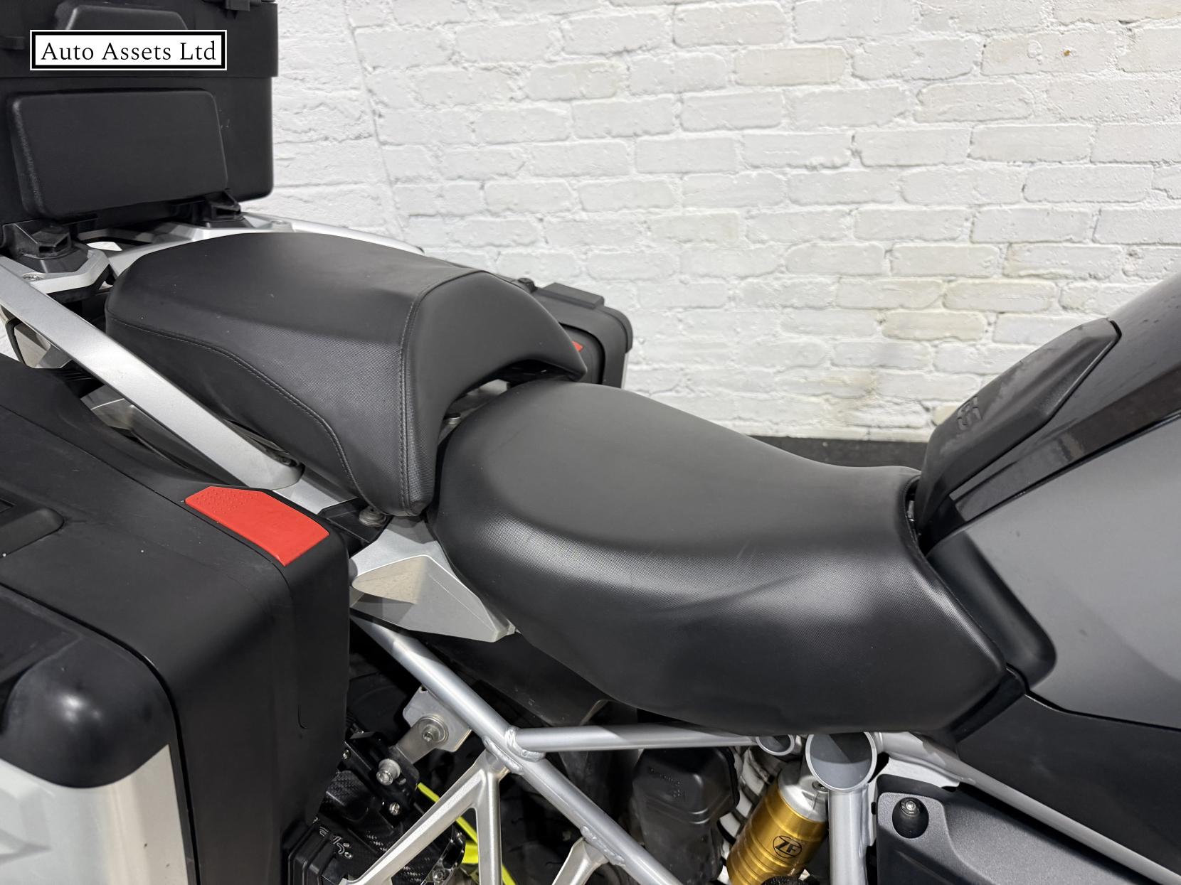 BMW R 1200 GS 1200 Adventure Petrol Manual (104 ps)