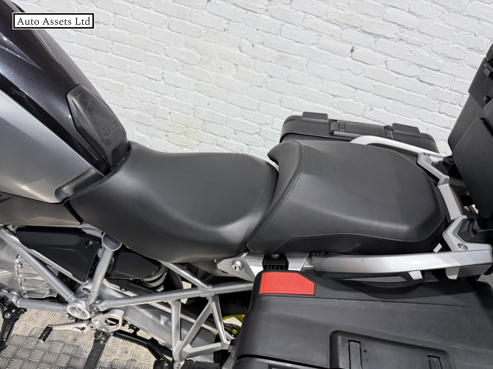 BMW R 1200 GS 1200 Adventure Petrol Manual (104 ps)