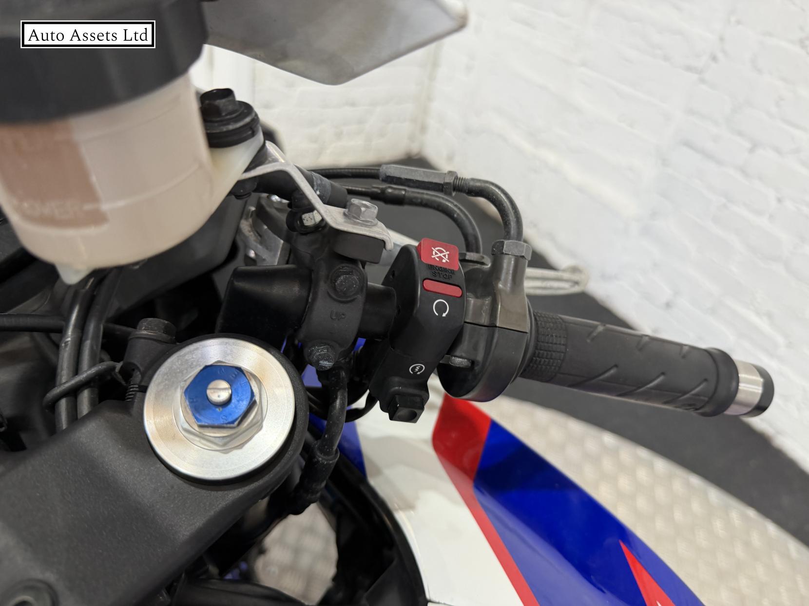 Honda CBR600RR 600 Super Sports Petrol Manual (119 ps)