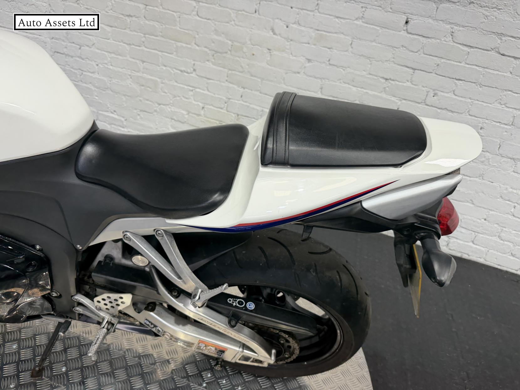 Honda CBR600RR 600 Super Sports Petrol Manual (119 ps)