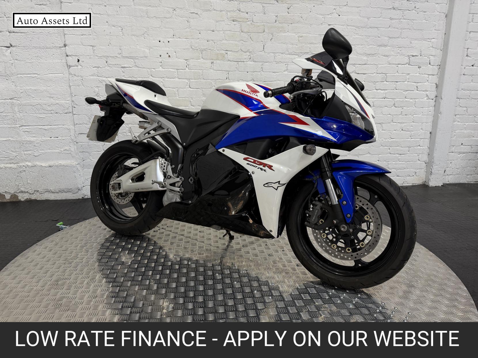 Honda CBR600RR 600 Super Sports Petrol Manual (119 ps)