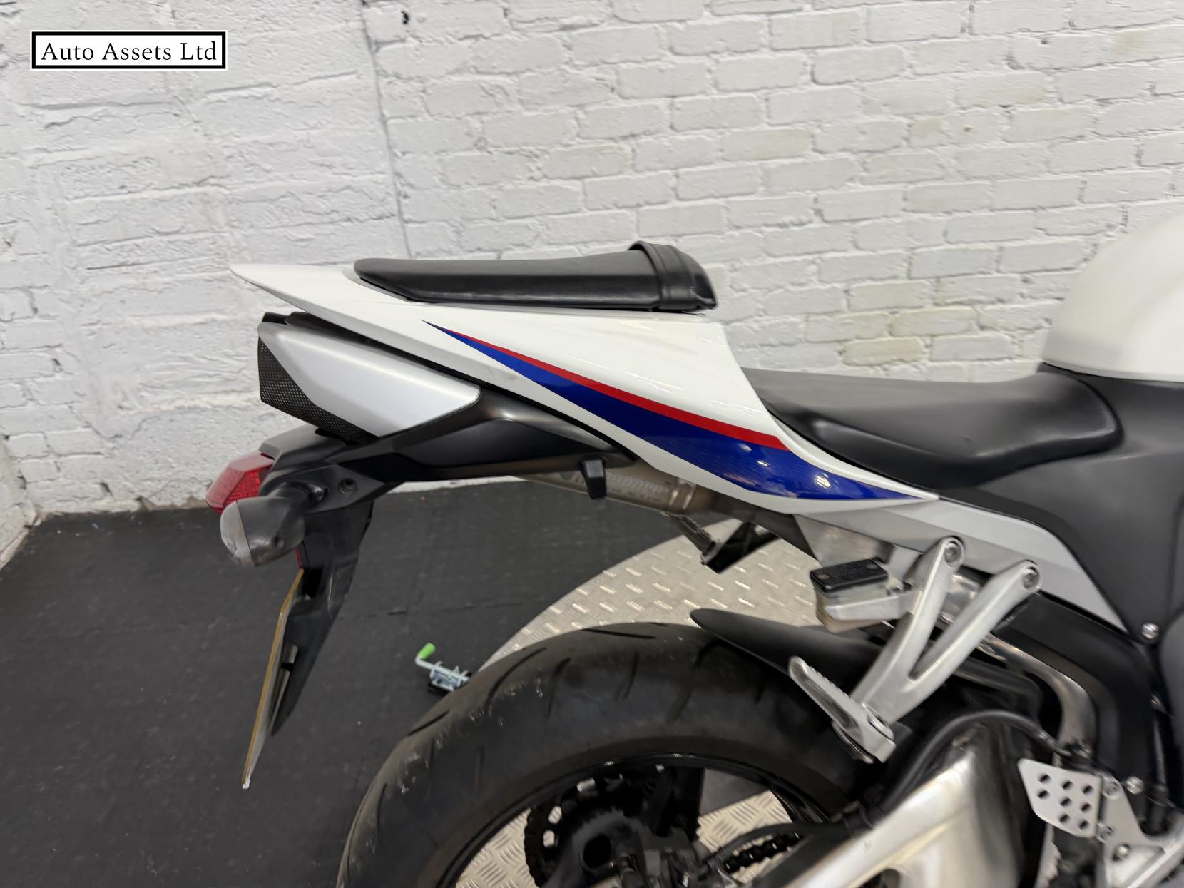 Honda CBR600RR 600 Super Sports Petrol Manual (119 ps)