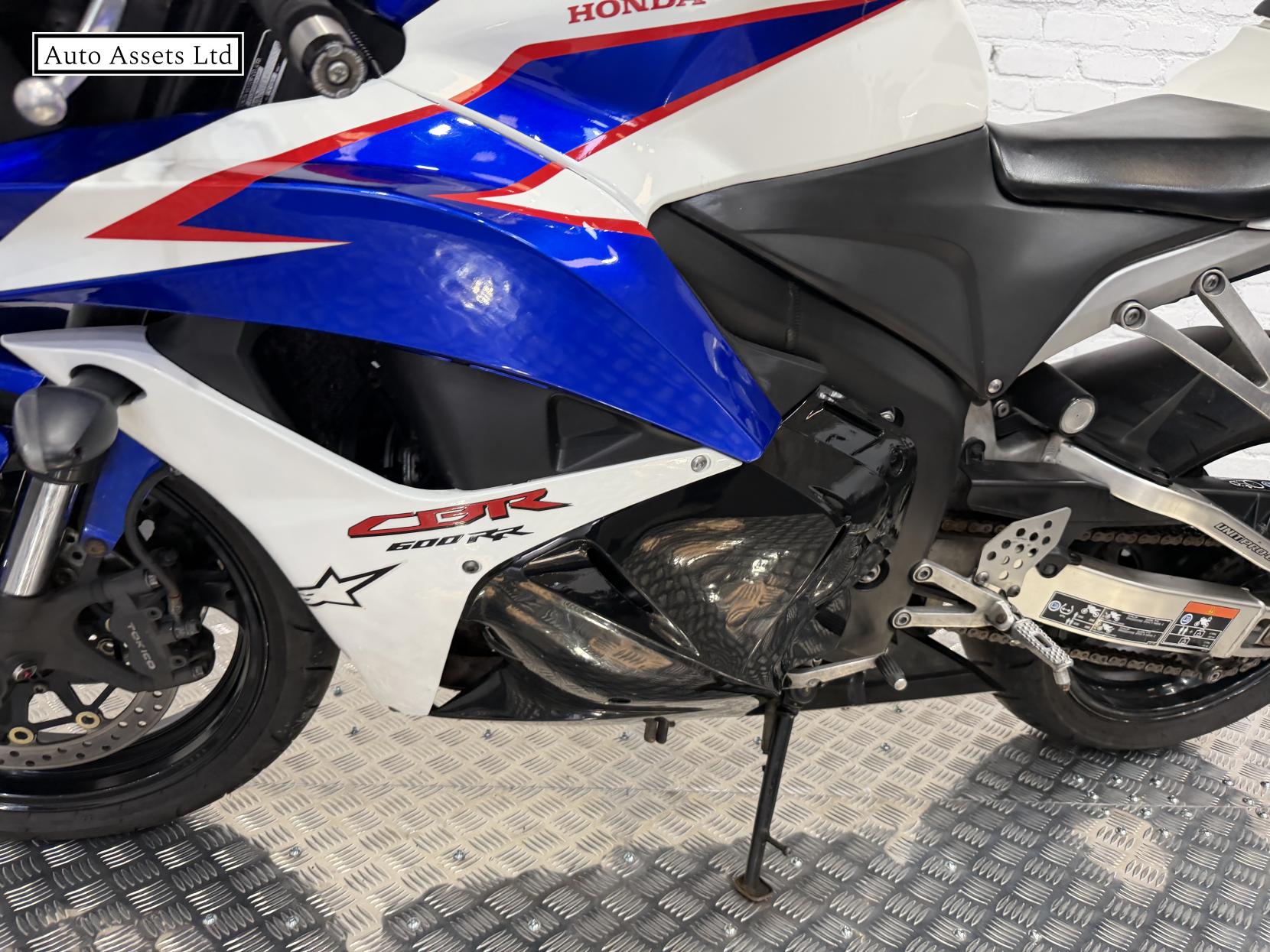 Honda CBR600RR 600 Super Sports Petrol Manual (119 ps)