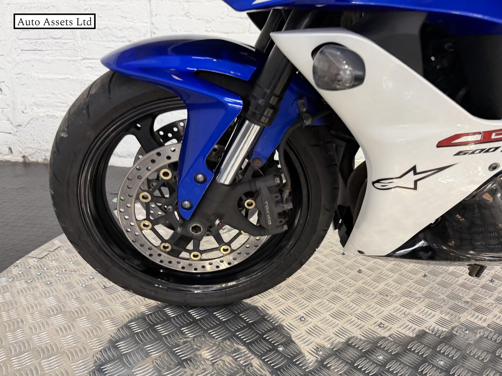 Honda CBR600RR 600 Super Sports Petrol Manual (119 ps)