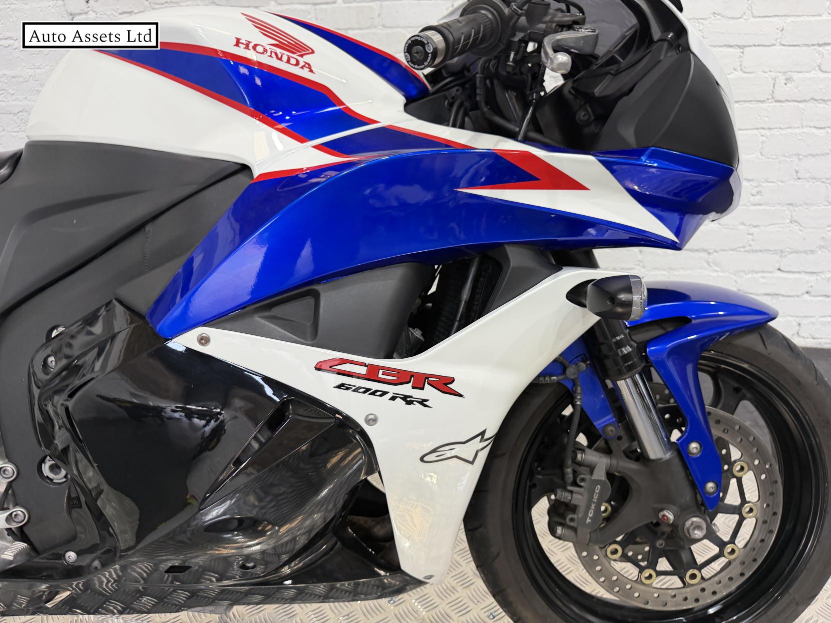 Honda CBR600RR 600 Super Sports Petrol Manual (119 ps)