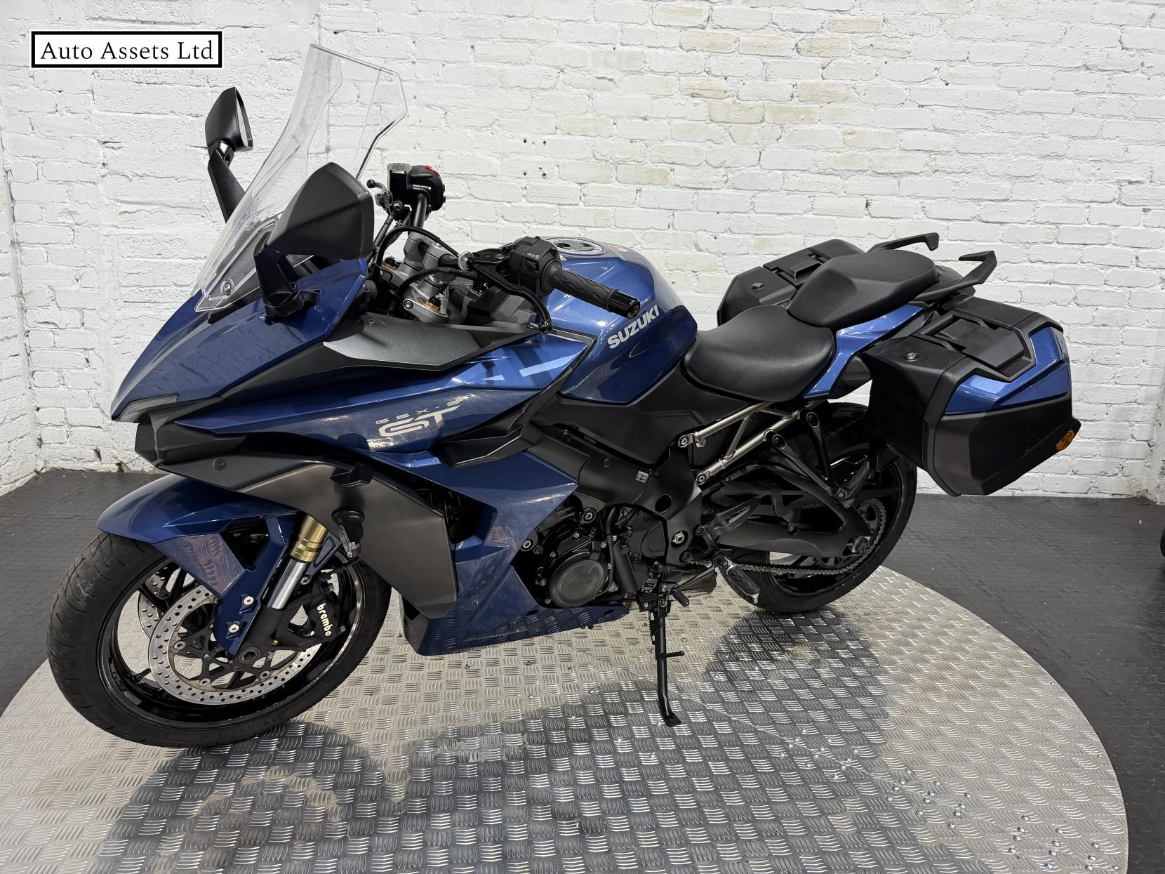 Suzuki GSX-S1000GT+ 1000 Sports Tourer Petrol Manual Euro 5 (152 ps)