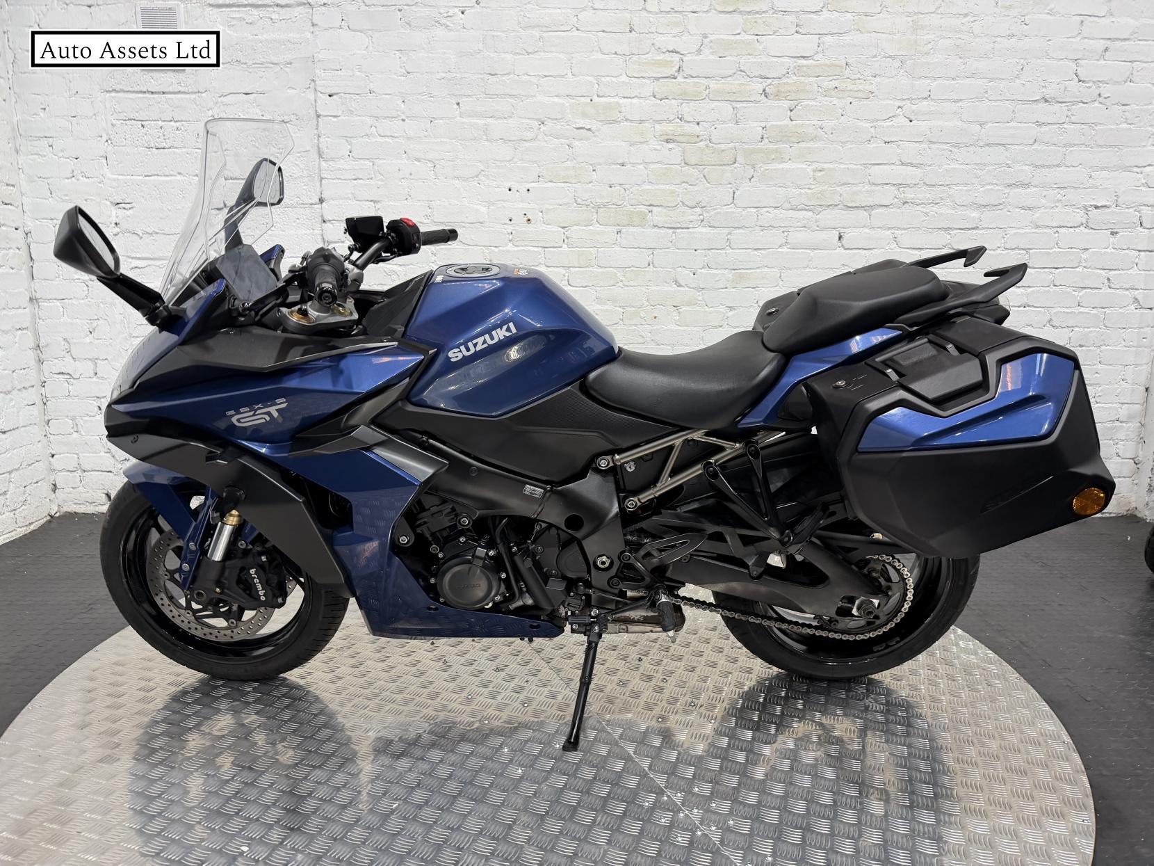 Suzuki GSX-S1000GT+ 1000 Sports Tourer Petrol Manual Euro 5 (152 ps)