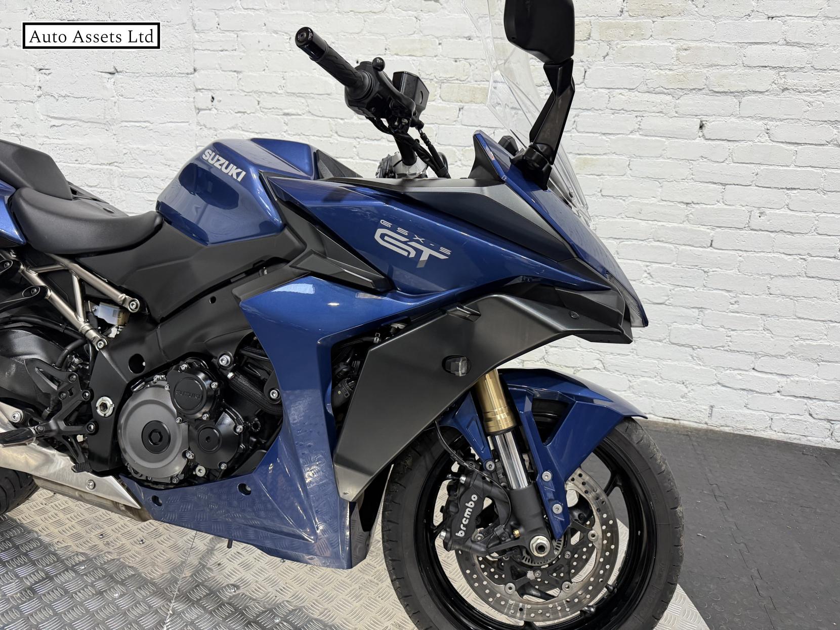 Suzuki GSX-S1000GT+ 1000 Sports Tourer Petrol Manual Euro 5 (152 ps)