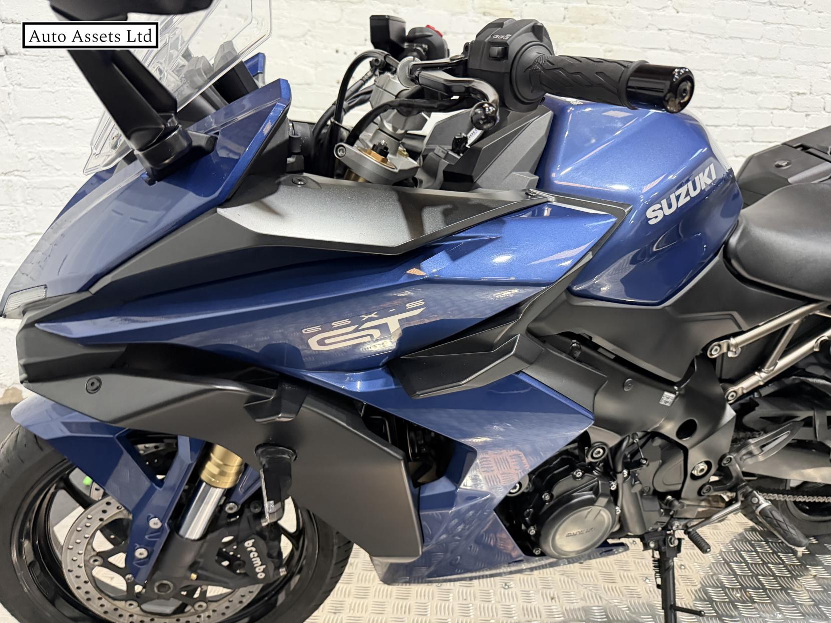 Suzuki GSX-S1000GT+ 1000 Sports Tourer Petrol Manual Euro 5 (152 ps)