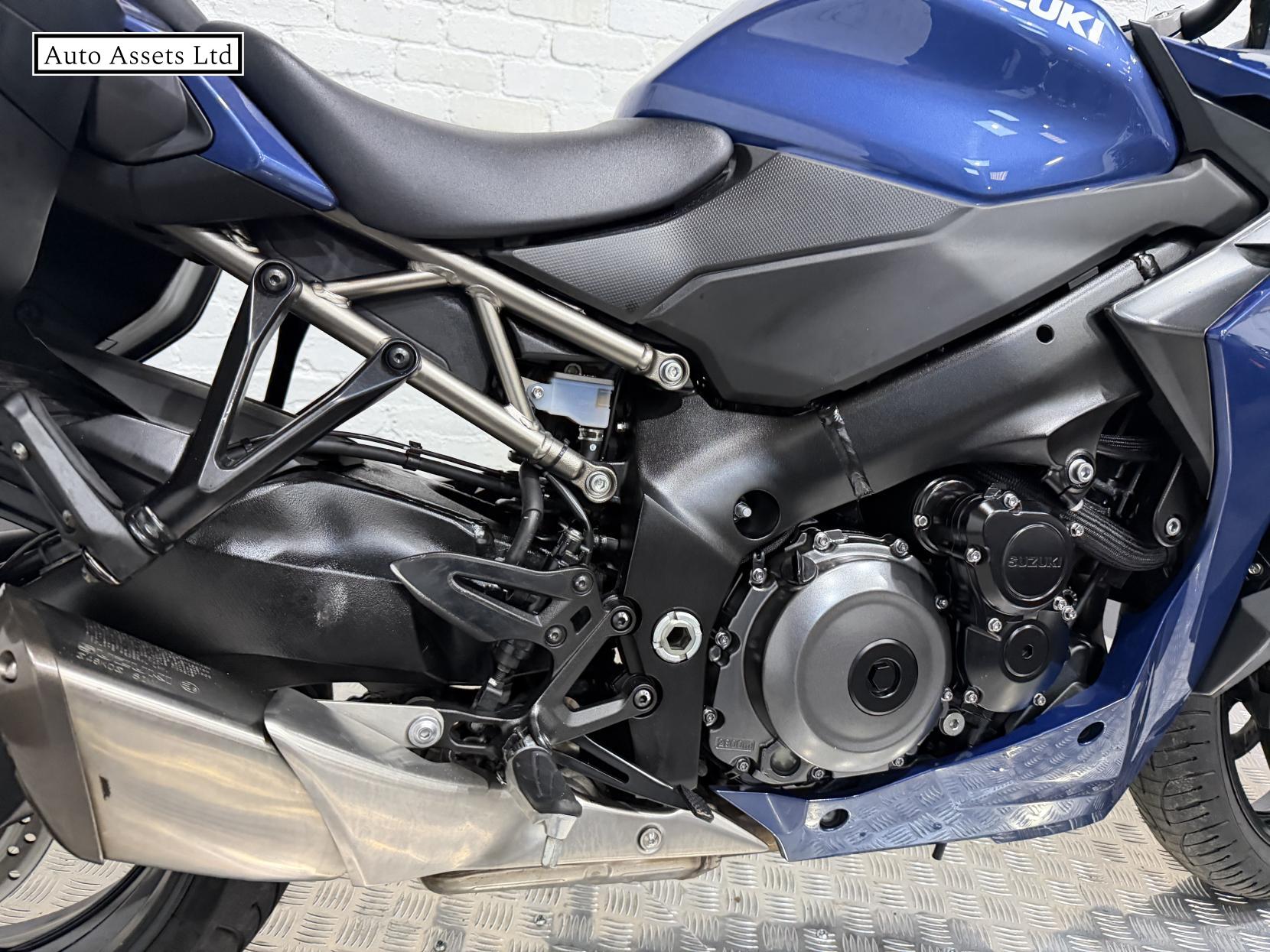 Suzuki GSX-S1000GT+ 1000 Sports Tourer Petrol Manual Euro 5 (152 ps)