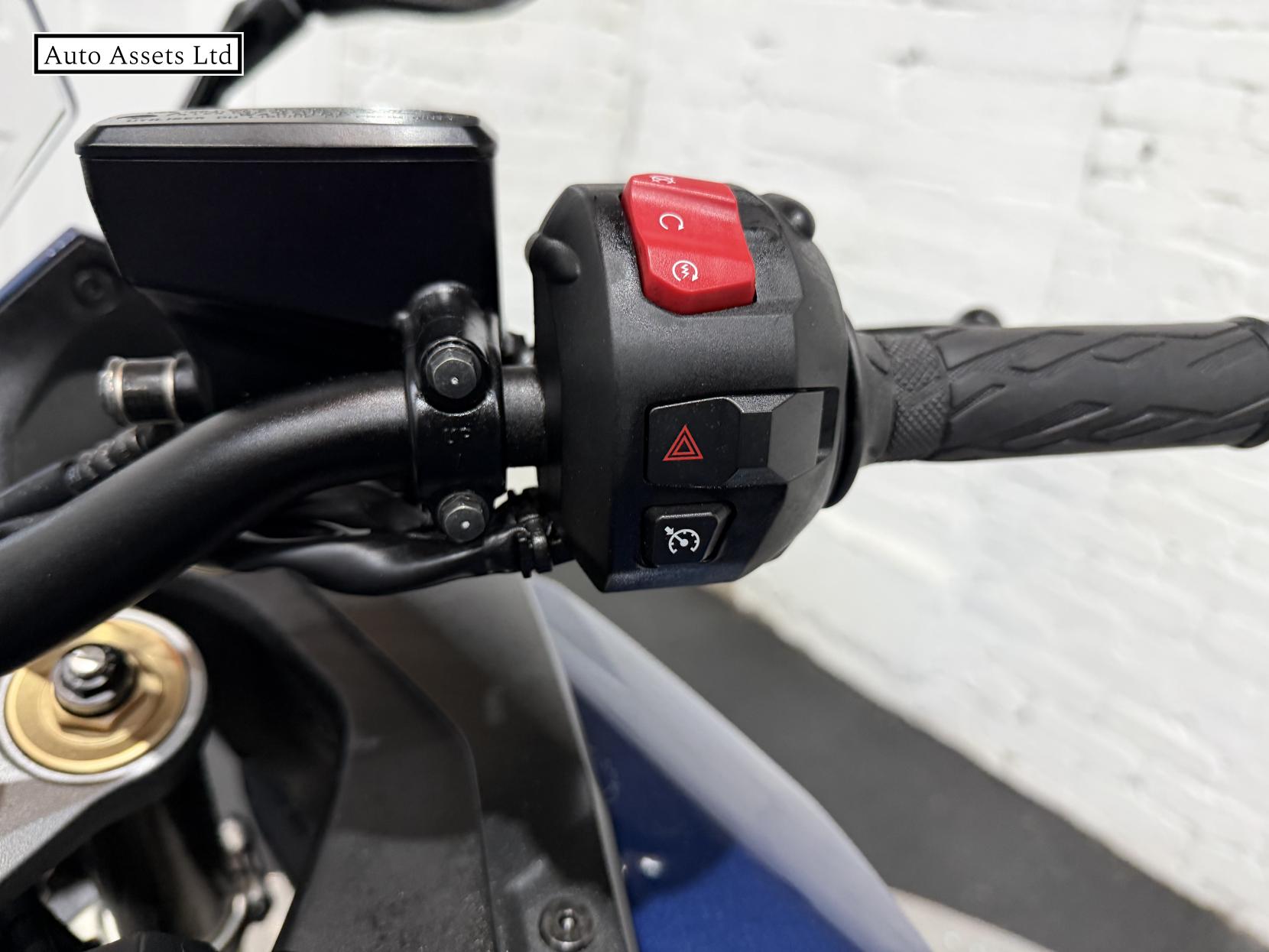 Suzuki GSX-S1000GT+ 1000 Sports Tourer Petrol Manual Euro 5 (152 ps)