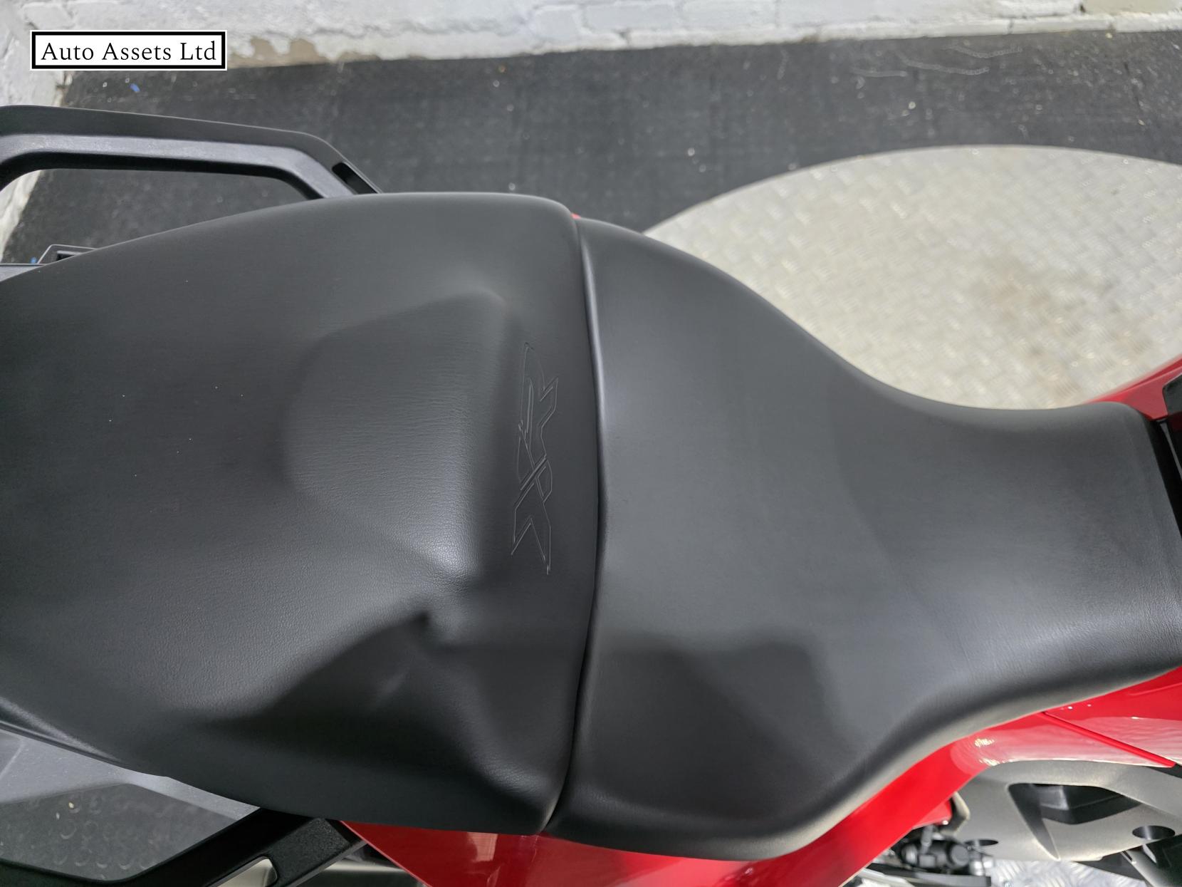 BMW S 1000 XR 1000 TE Sports Tourer Petrol Manual Euro 5 (164 ps)