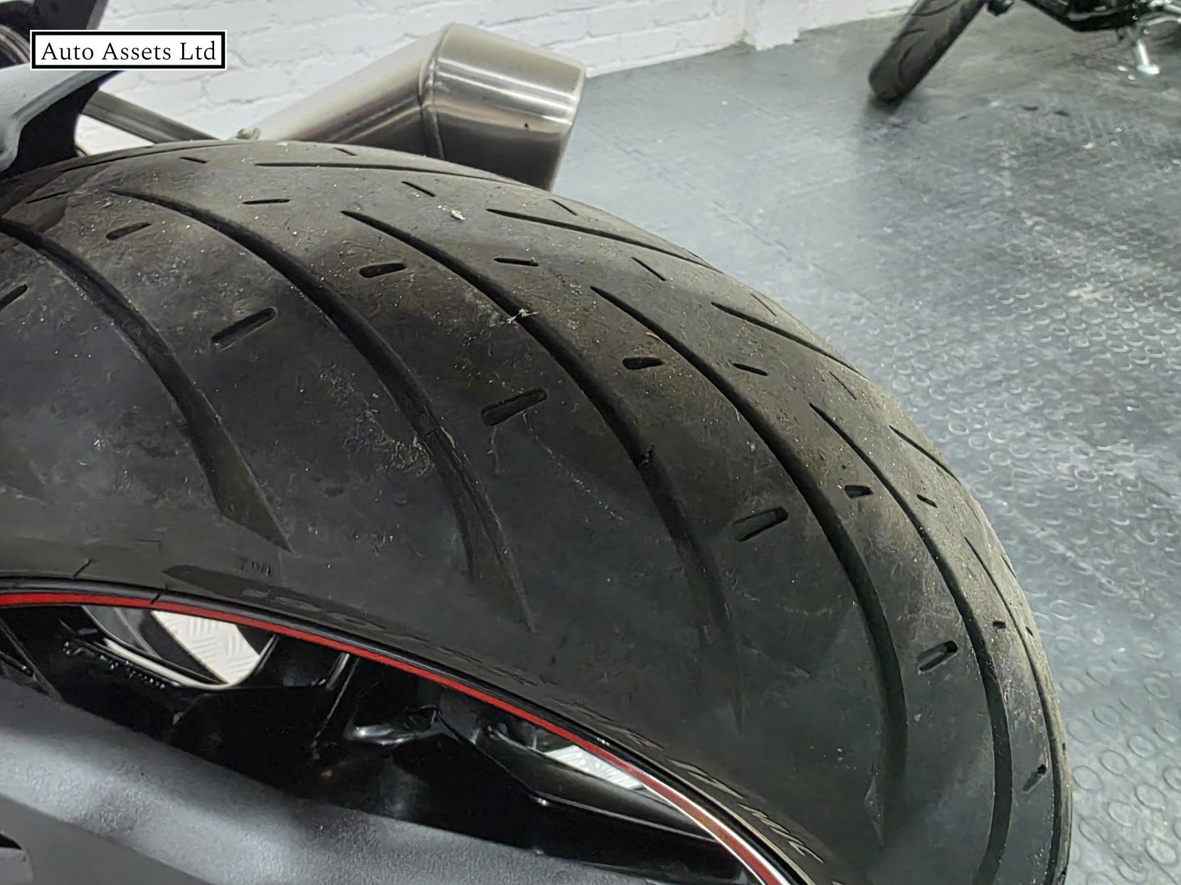 BMW S 1000 XR 1000 TE Sports Tourer Petrol Manual Euro 5 (164 ps)