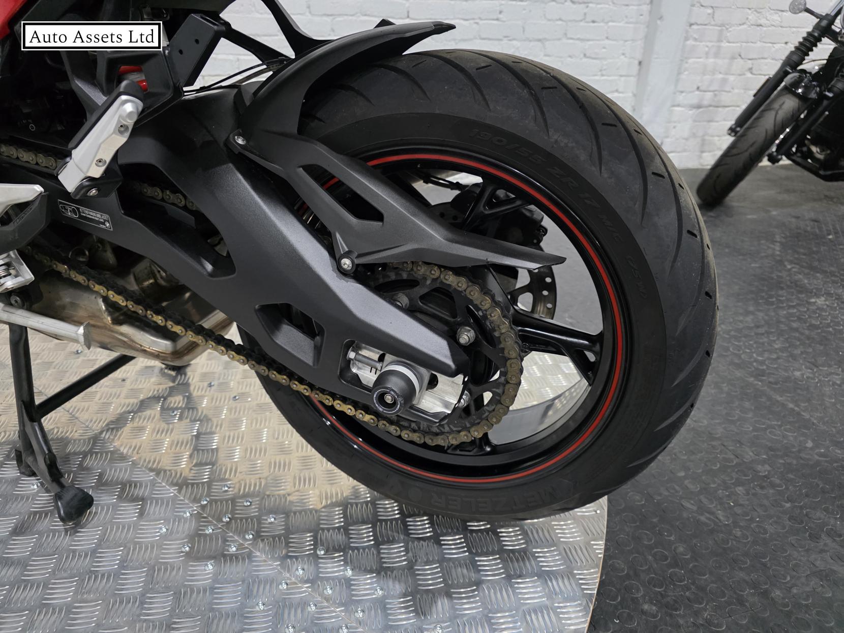 BMW S 1000 XR 1000 TE Sports Tourer Petrol Manual Euro 5 (164 ps)