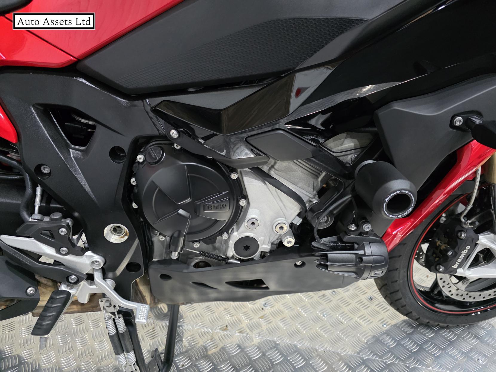 BMW S 1000 XR 1000 TE Sports Tourer Petrol Manual Euro 5 (164 ps)