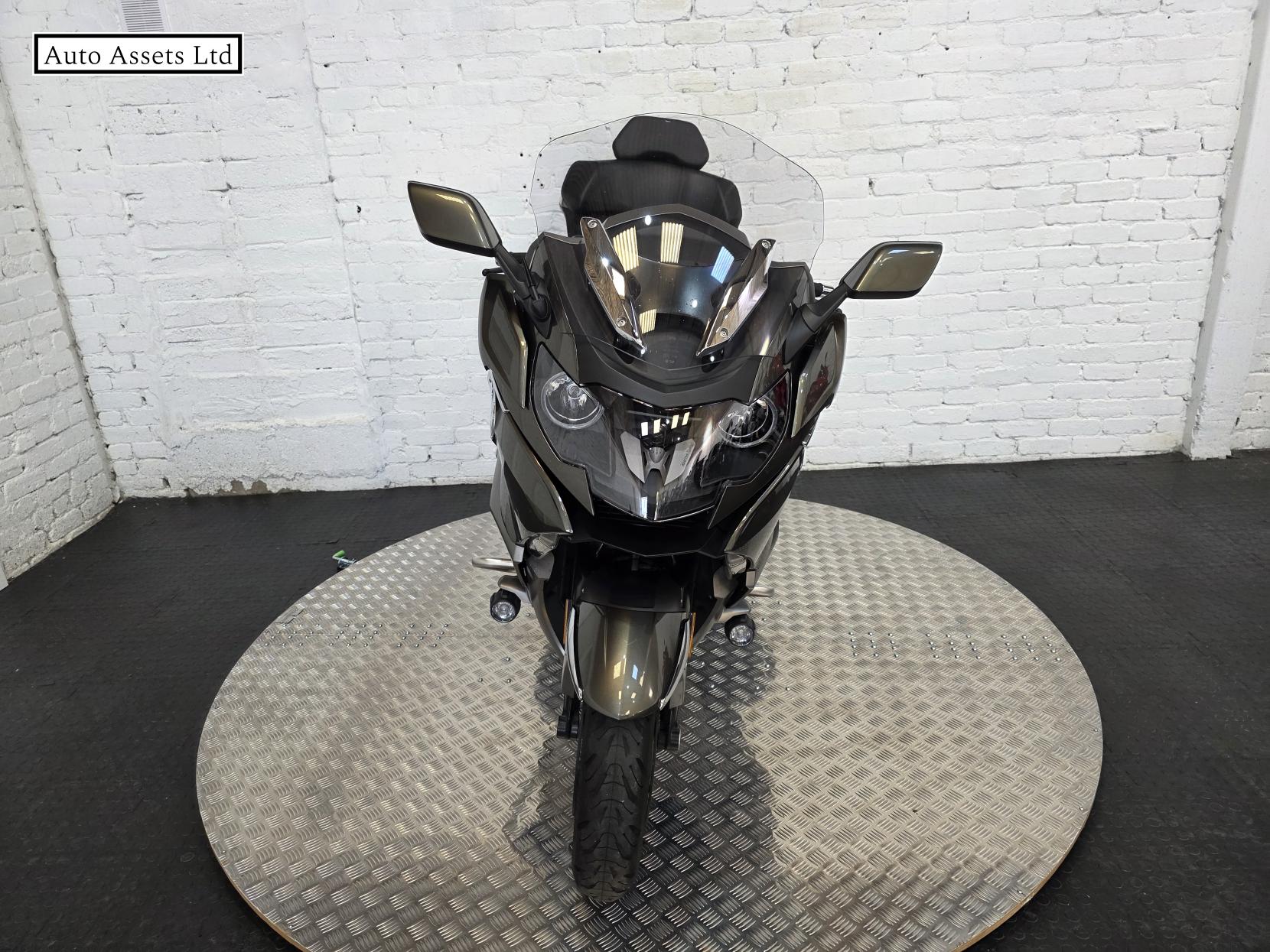 BMW K 1600 GTL 1600 LE Tourer Petrol Manual Euro 4 (160 ps)