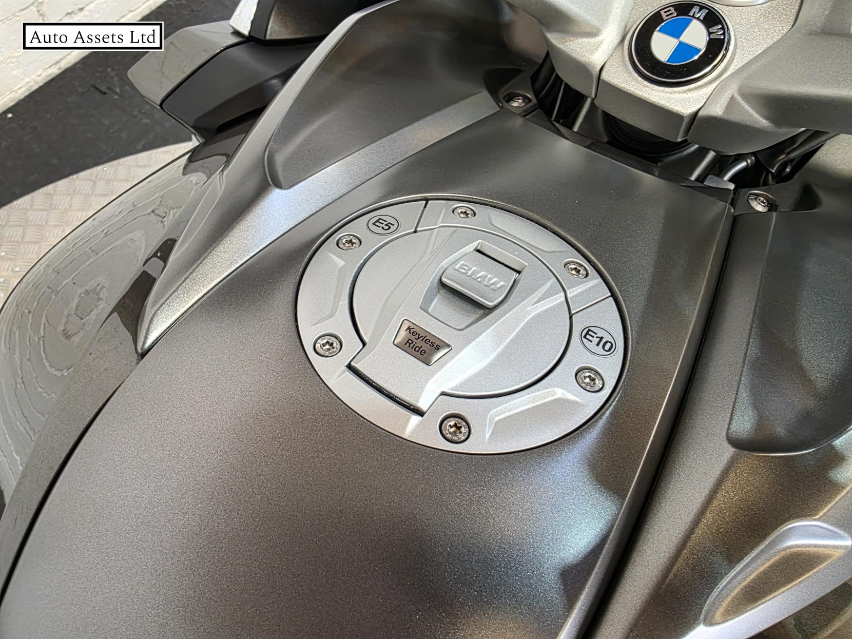 BMW K 1600 GTL 1600 LE Tourer Petrol Manual Euro 4 (160 ps)