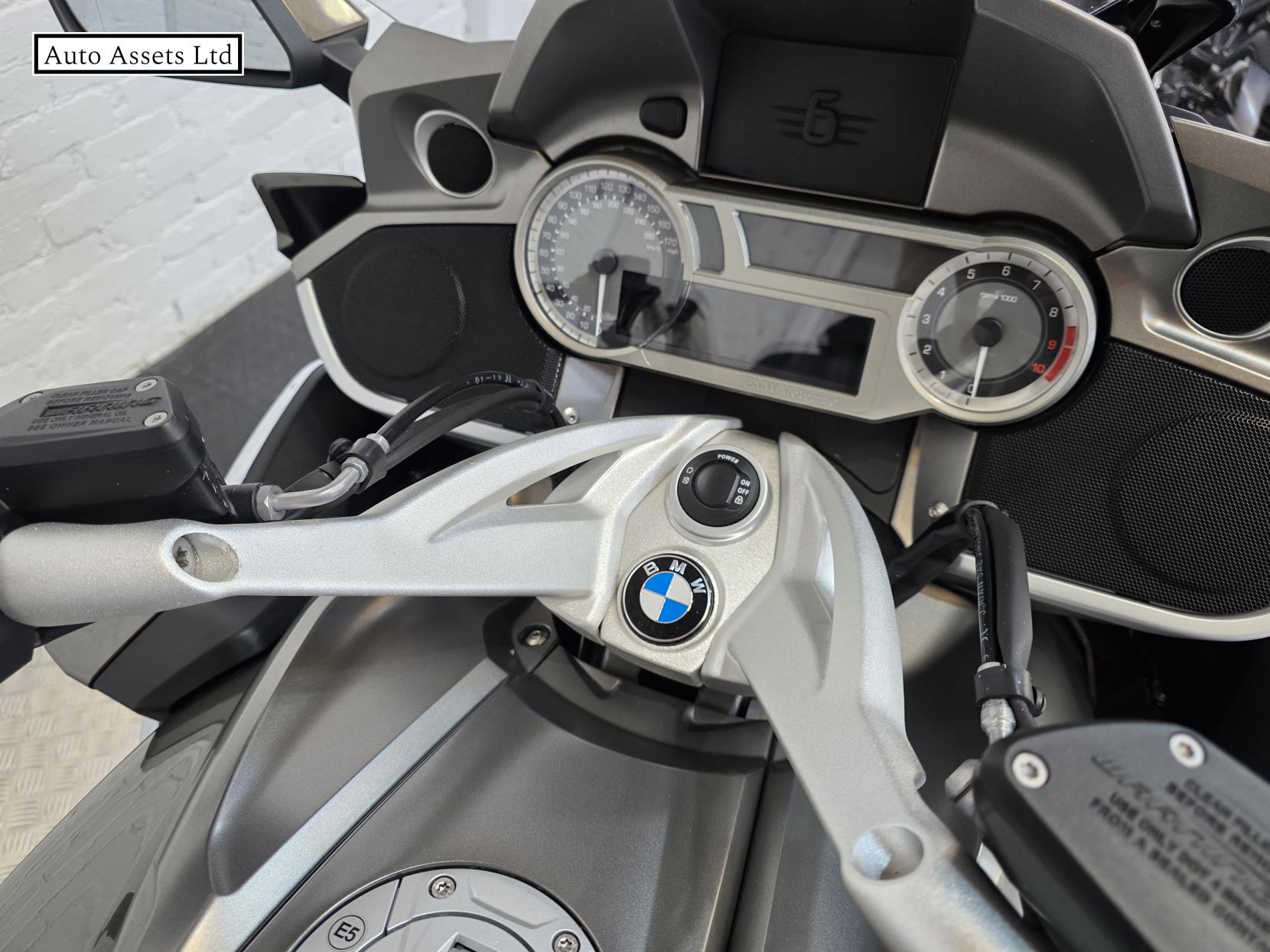 BMW K 1600 GTL 1600 LE Tourer Petrol Manual Euro 4 (160 ps)