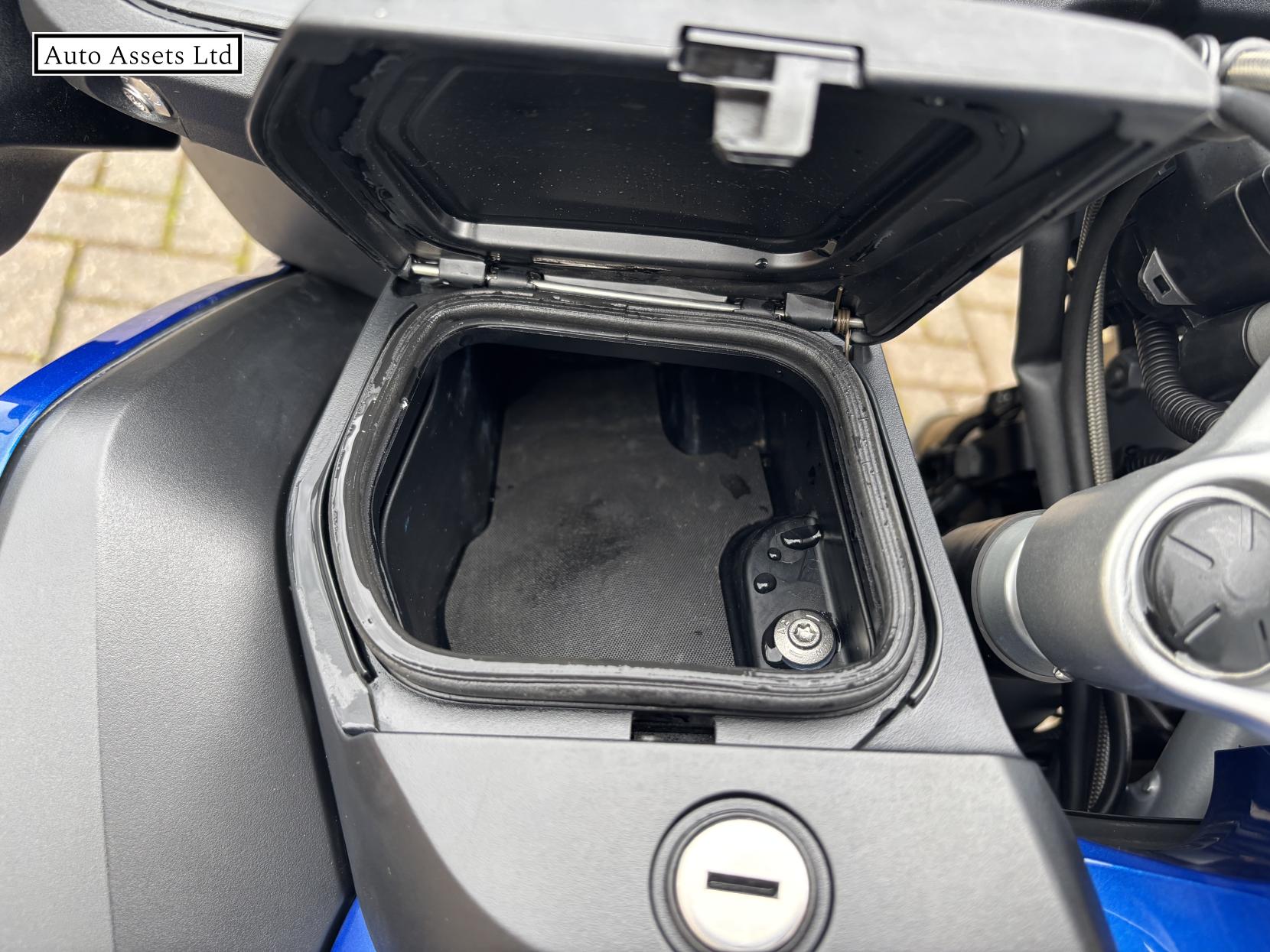 BMW R 1250 RT 1250 LE Tourer Petrol Manual Euro 5 (135 ps)