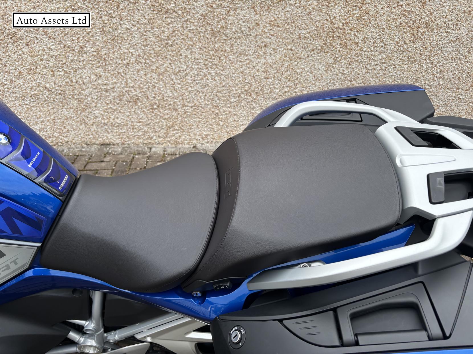 BMW R 1250 RT 1250 LE Tourer Petrol Manual Euro 5 (135 ps)