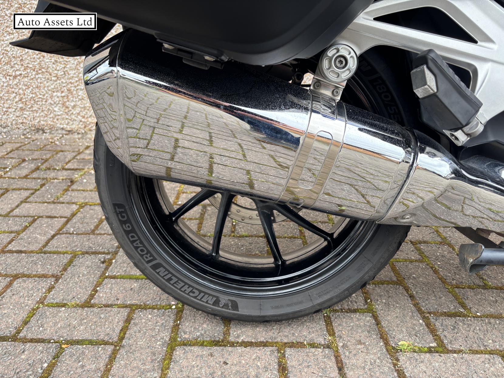 BMW R 1250 RT 1250 LE Tourer Petrol Manual Euro 5 (135 ps)