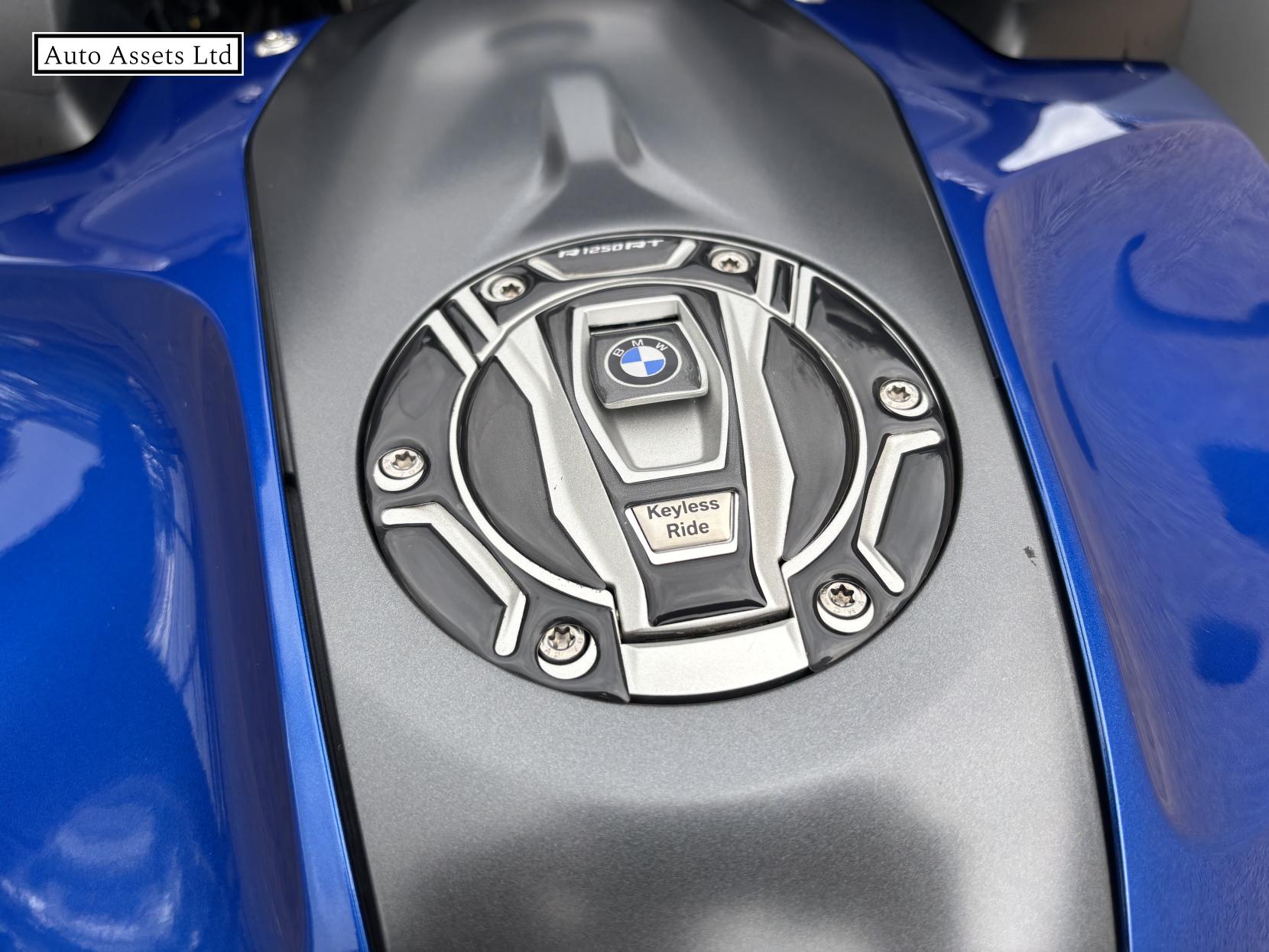 BMW R 1250 RT 1250 LE Tourer Petrol Manual Euro 5 (135 ps)