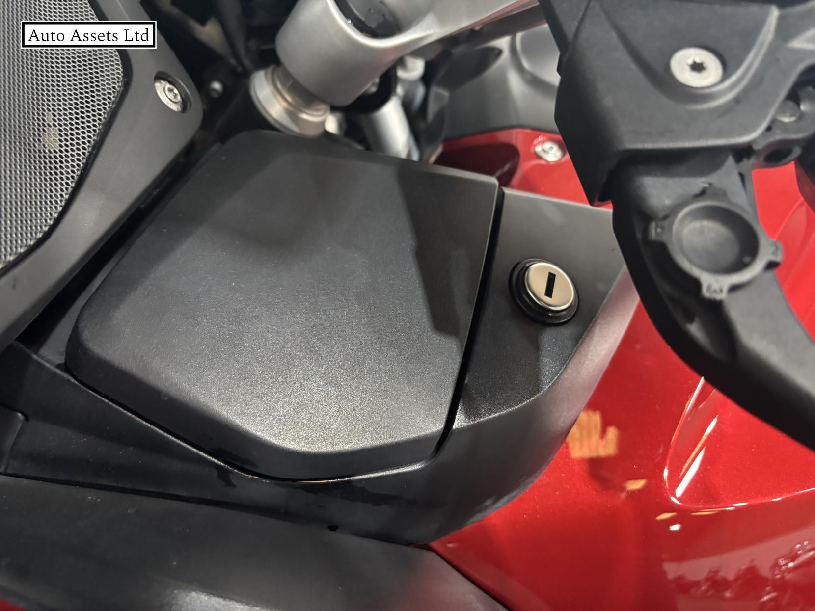 BMW R 1200 RT 1200 LE Sports Tourer Petrol Manual Euro 4 (125 ps)